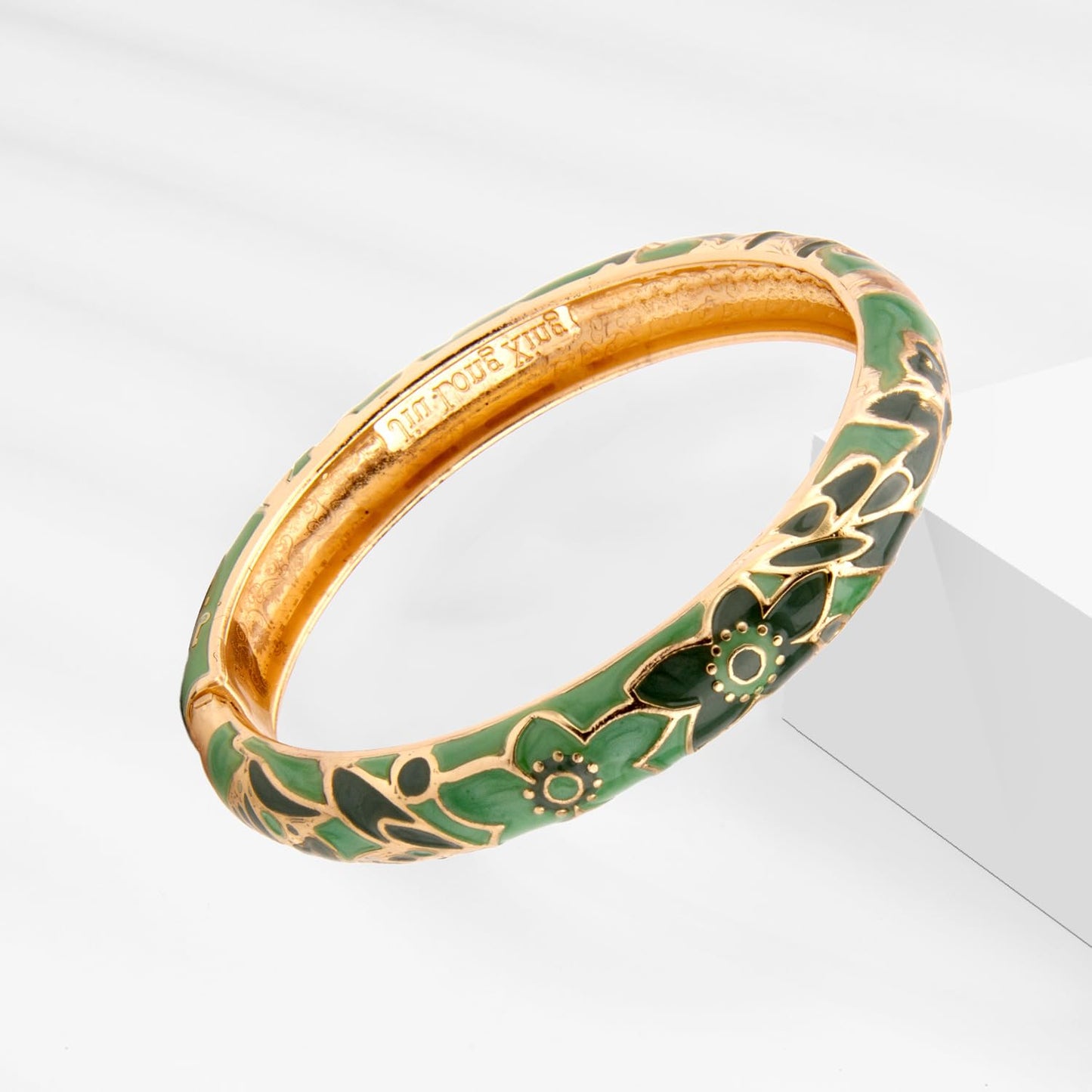wynameleri Vintage Cloisonne Jewelry Gorgeous Rhinestone Handcrafted Bracelets Enamel Flower Bird Gold Hinged Cuff Bangles Gifts 88A11-55A101 green
