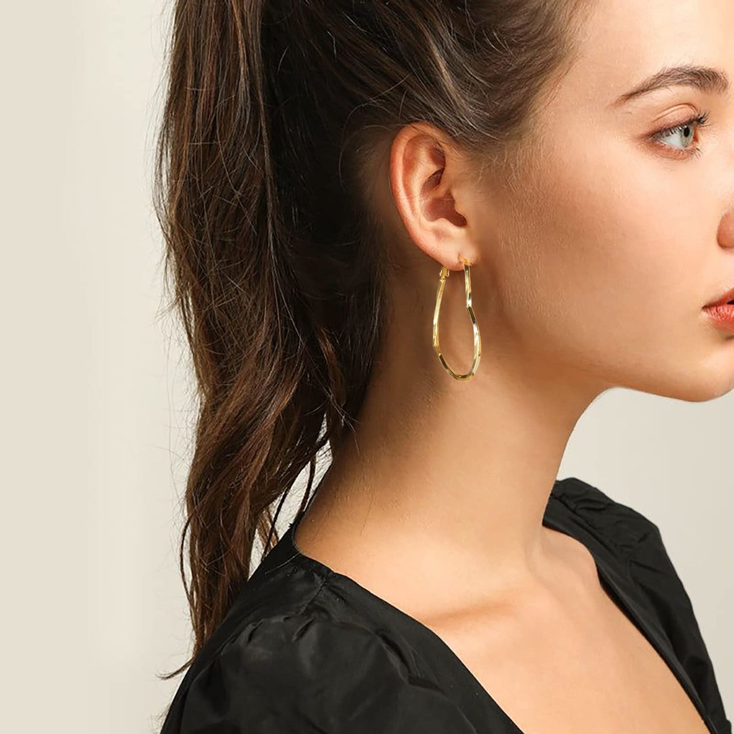 GLOQUAT 14K Gold Plated Heart Hoop Earrings for Women Fashion Large Dangle Earring Heart Shaped Hoop Earrings Thin Hoops Lightweight and Hypoallergenic Trendy Valentie's Gift for Girlfriend Lover 50mm