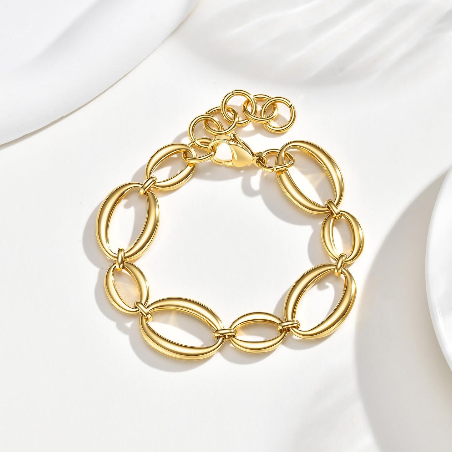 Chunky Gold Bracelets for Women - 18K Gold Plated Cuban Link Bracelet, Stainless Steel Non-tarnish Waterproof Thick Chain Trendy Jewelry Gifts, Christmas Valentines Prom Birthday Gift for Girlfriend