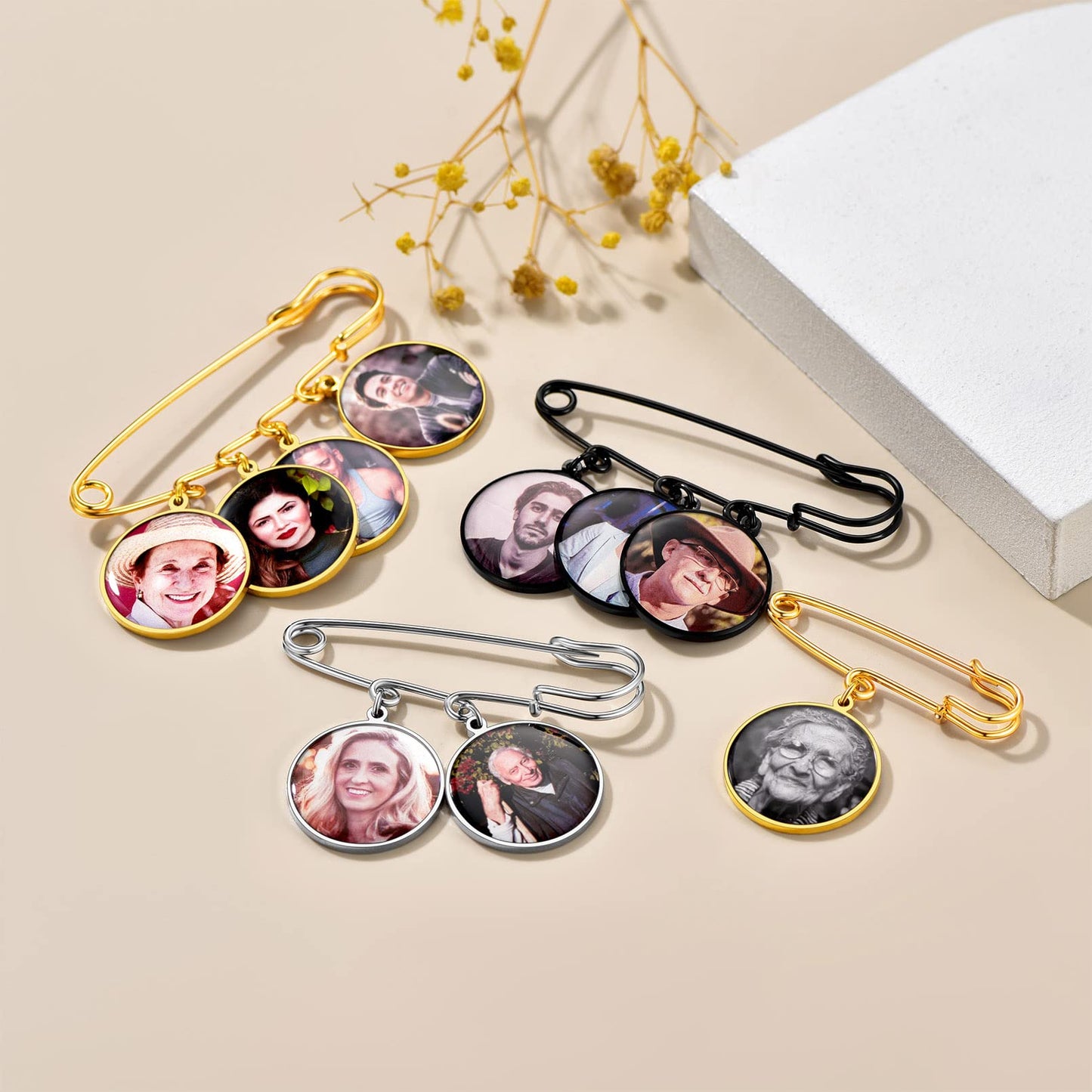 Custom4U Wedding Charms for Bouquet Custom 3 Picutres Customized Photo Pins Round Shaped Memory Charm Funeral Boutonniere