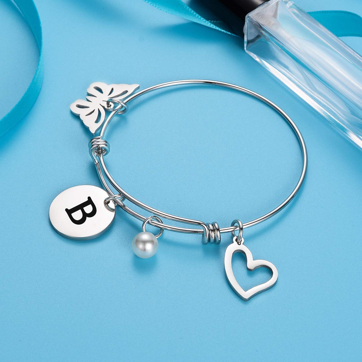 malyunin Initial Bracelet Charm Bracelets Heart Butterfly 26 Letters Alphabet Bracelet for Women Letter Bracelet Personalized Jewelry (B)