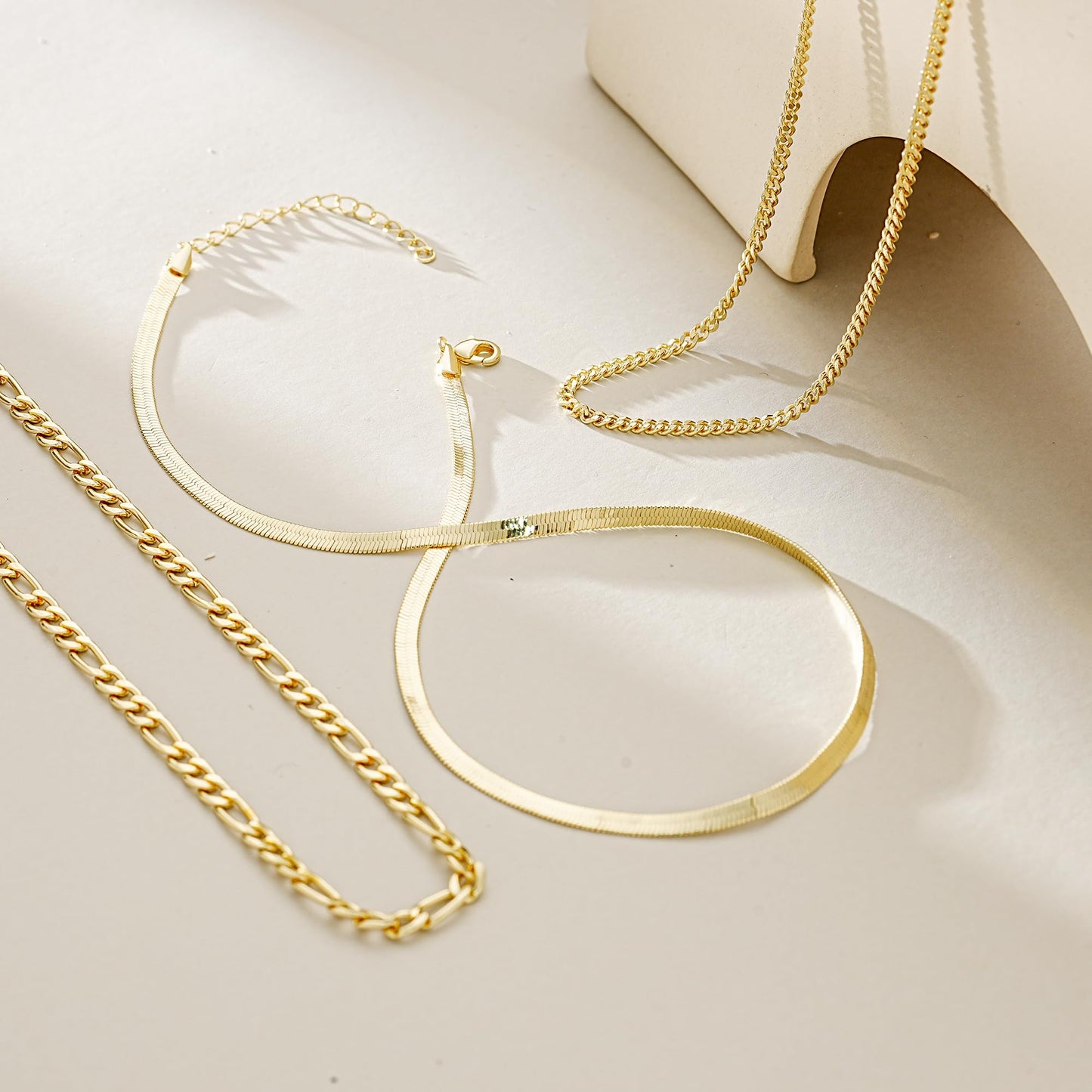 YOIHUR Gold Layered Necklaces for Women, 14K Gold Plated Dainty Necklace Chain Choker Necklaces Herringbone Necklace Set Gold Jewelry Gift for Women