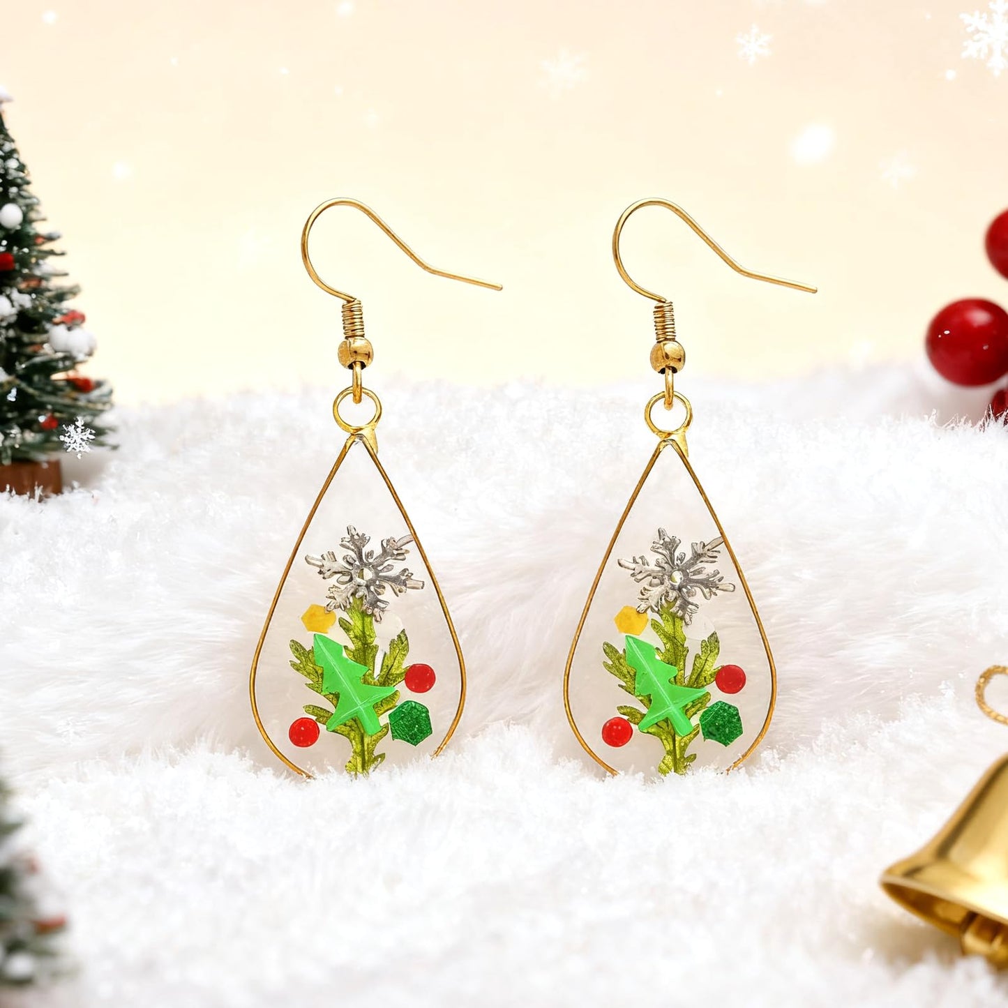Jean Beau Handmade Pressed Leaf Earrings for Women, Unique Resin Snowflake Green Dried Leaves Gold Plated Teardrop Dangle Drop Nature Floral Earings Fashion Summer Christmas Jewelry Gift