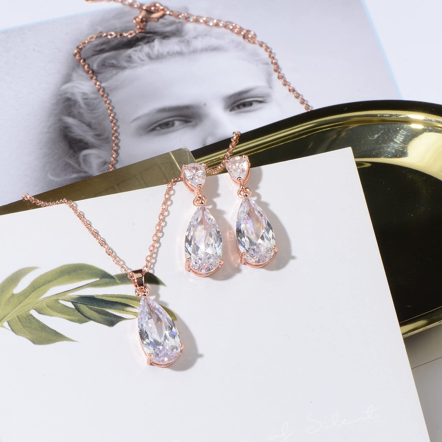 Wedding Jewelry Set for Bridesmaids Sterling Silver Teardrop CZ Crystal Cubic Zirconia Rhinestone Diamond Bridal Necklace Earrings Set for Bride Mother of Bride Party Prom Birthstone Costume