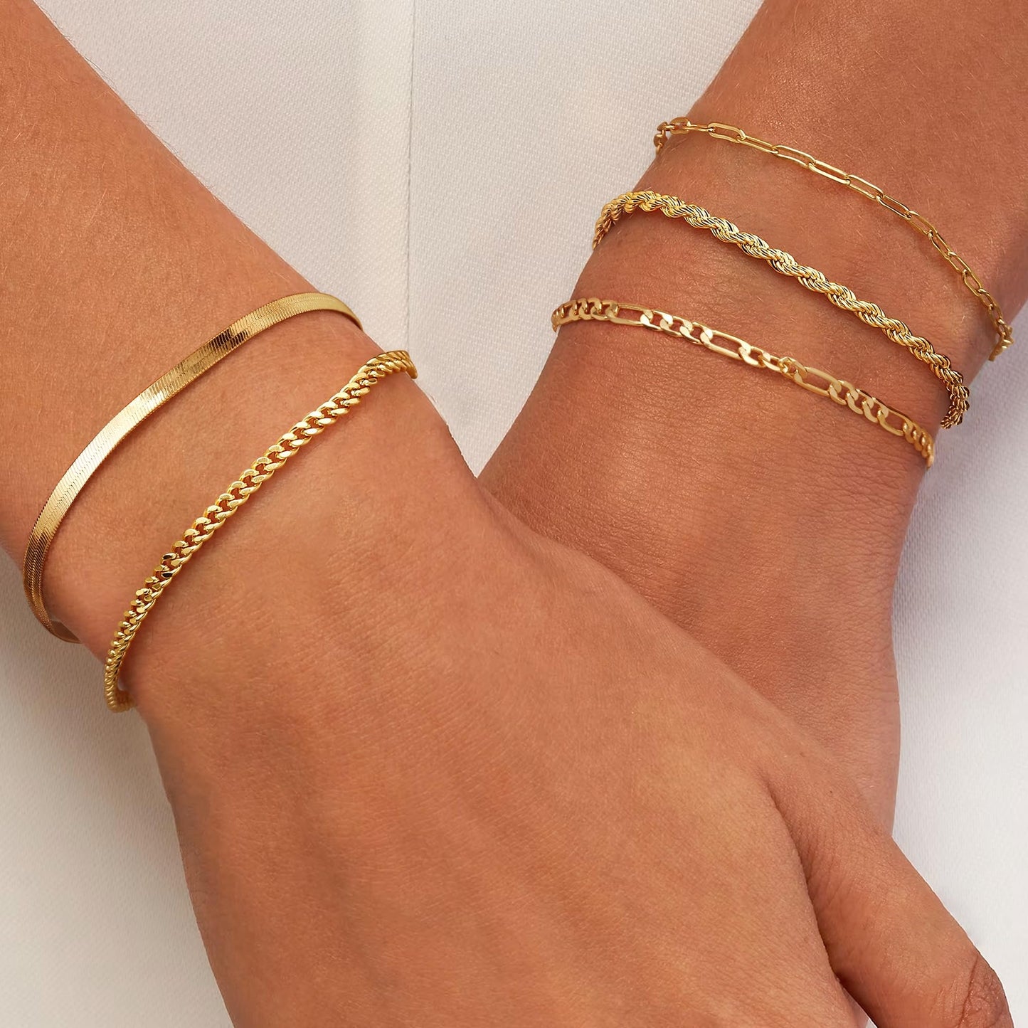 Krfy 5Pcs Gold Plated Bracelets for Women Trendy, Bracelet Stack Non Tarnish Waterproof Bracelets for Women Fashion Accessories with Paperclip Herringbone Figaro Cuban Twist Chains