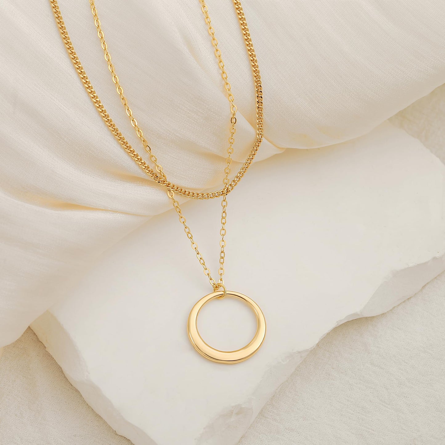 CANEVINKA 18K Gold Plate Layered Circle Pendant Necklaces for Women,Stackable Dainty 18K Gold Plated Trendy Circle Chain Cuban link chain Pendant Choker Necklace,Jewelry Gifts for Women