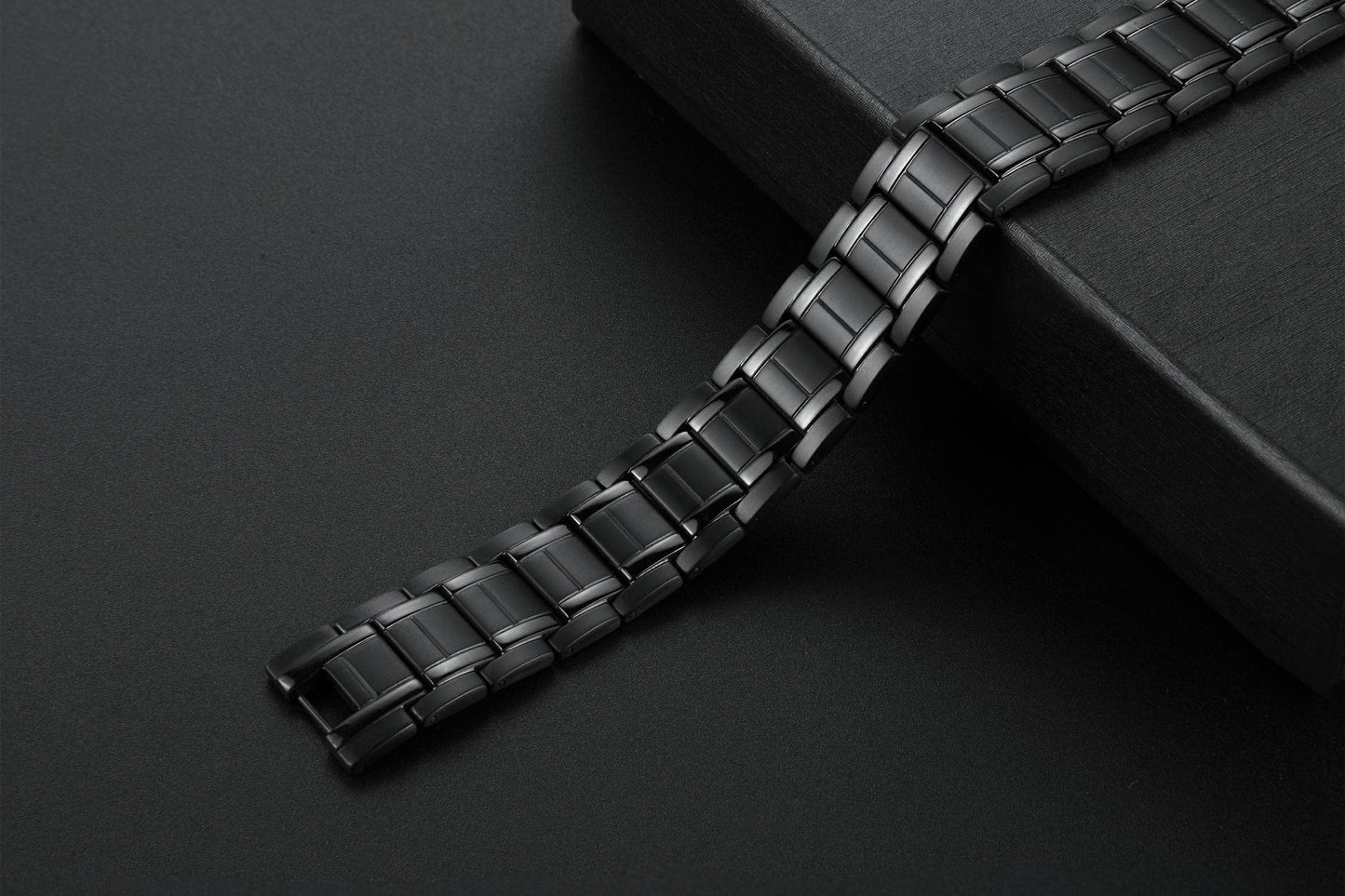 USWEL Strengthen Titanium/Copper Magnetic Bracelet Men's Bracelet with Black PVD Coating 613pcs Minerals Magnetic Wristband (Black)