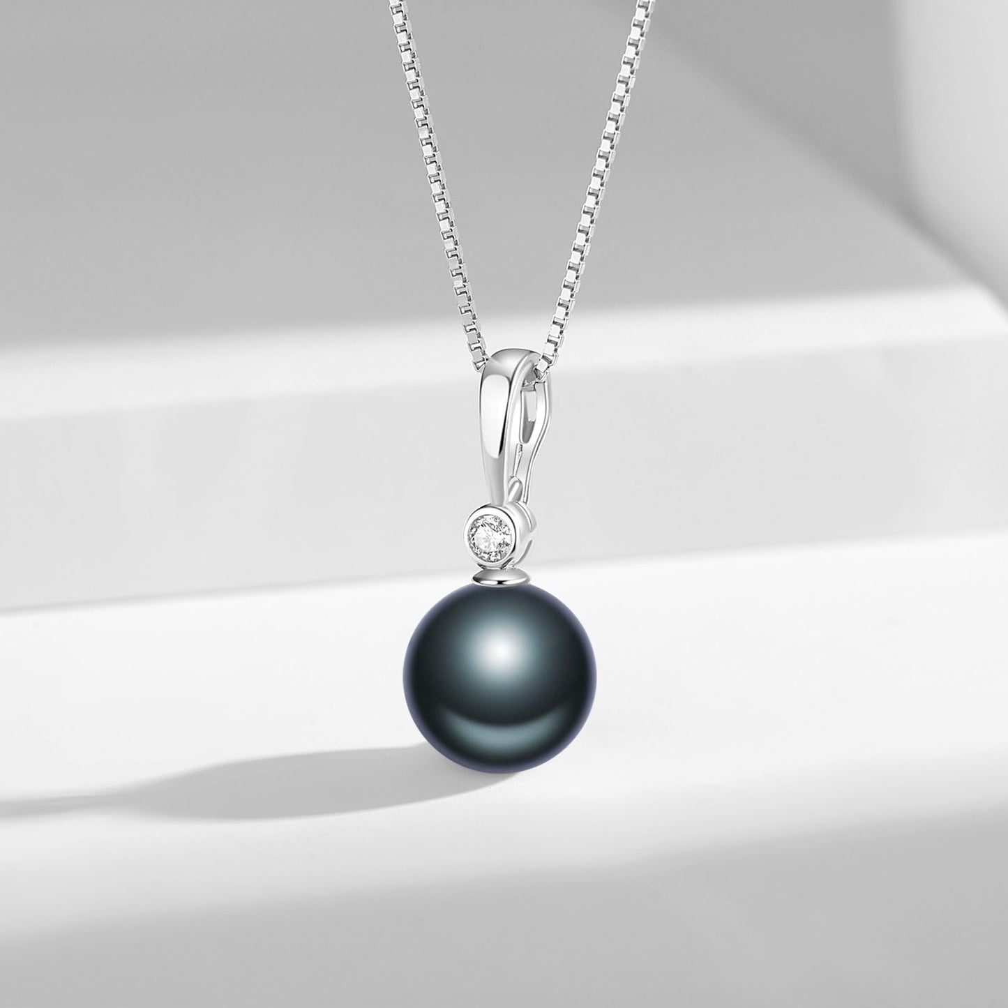 YAMI Black Tahitian Pearl Necklace and Earrings Set, Saltwater Cultured Pearl, 925 Sterling Silver Necklace, Elegant and Luxurious Jewelry Gift for Women for Anniversaries, Birthdays, and Mother's Day