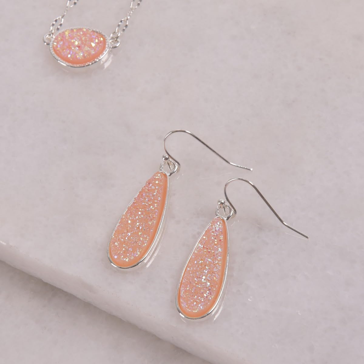 Pink Earrings for Women - Simulated Rose Quartz Earrings for Women, Silver Tone Long Dangles with Sparkly Simulated Druzy Stone, Dangling Teardrop Boho Dangle Drops, Elegant Dangly Tear Drop