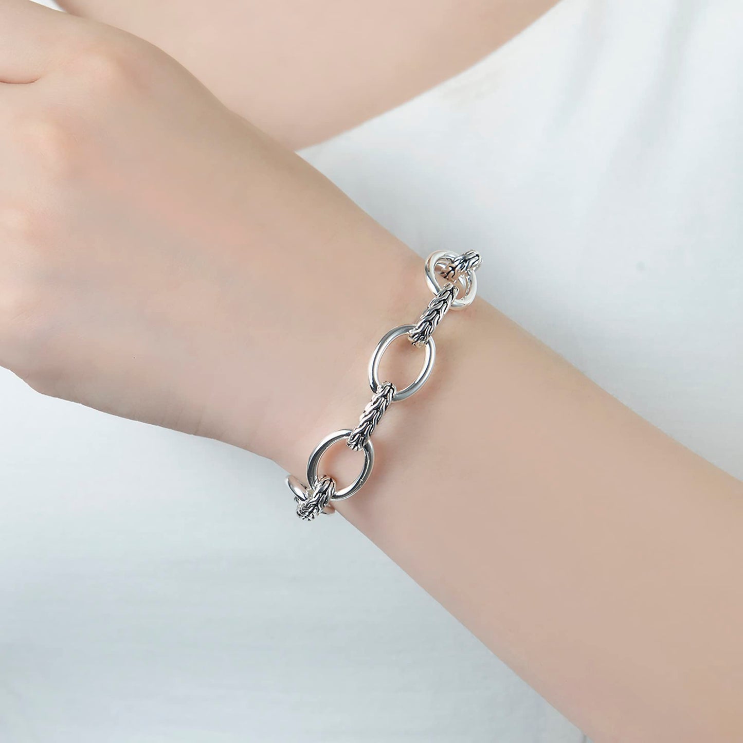 UNY JEWEL Jewelry Make a Statement with Foxtail Link Chain Bracelet Designer Brand Inspired Women Valentine (Single Two Tone)