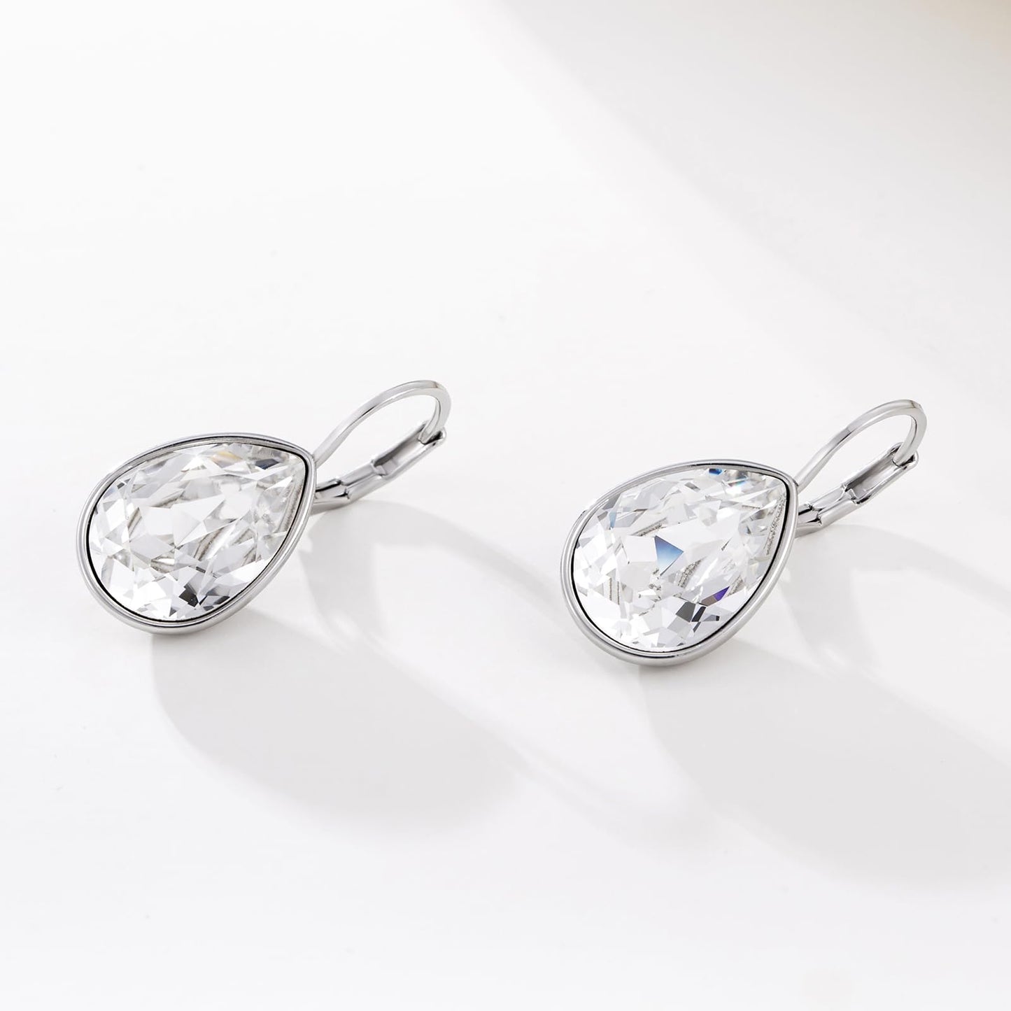 Xuping Jewelry Huggies Crystal Teardrop Earrings for Women Clear Crystals Leverback Silver Earring Fashion Party Jewelry Gifts (White)
