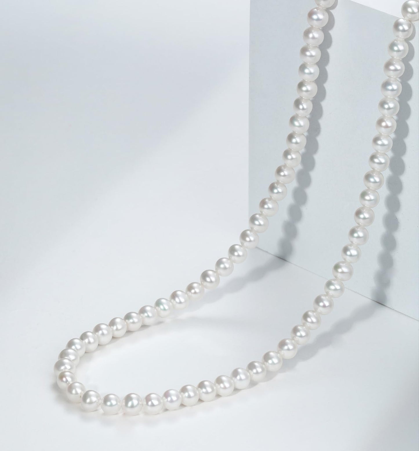 HUWODY Round White Simulated Shell Pearl Necklace Strand 6mm Pearl Choker Necklace Jewelry for Women 22inch
