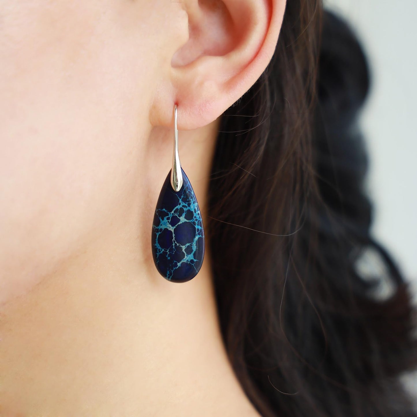 Lettarius Natural Crystal Healing Moon Stone Drop Earrings for Women Sea Sediment Rock Teardrop Birthstone Sapphire Royal Blue Quartz Dangle Silver Plated Jewelry