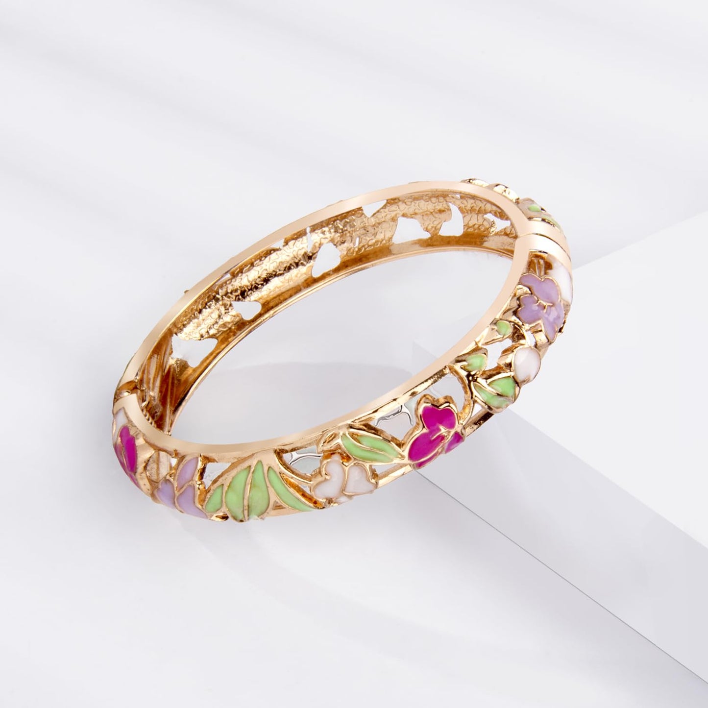 UJOY Cloisonne Bracelet Lotus Flower Plated Cuff Bangle Enameled Jewelry Bracelets Gift for Women Pack in Case 88B04-55A100 White Green
