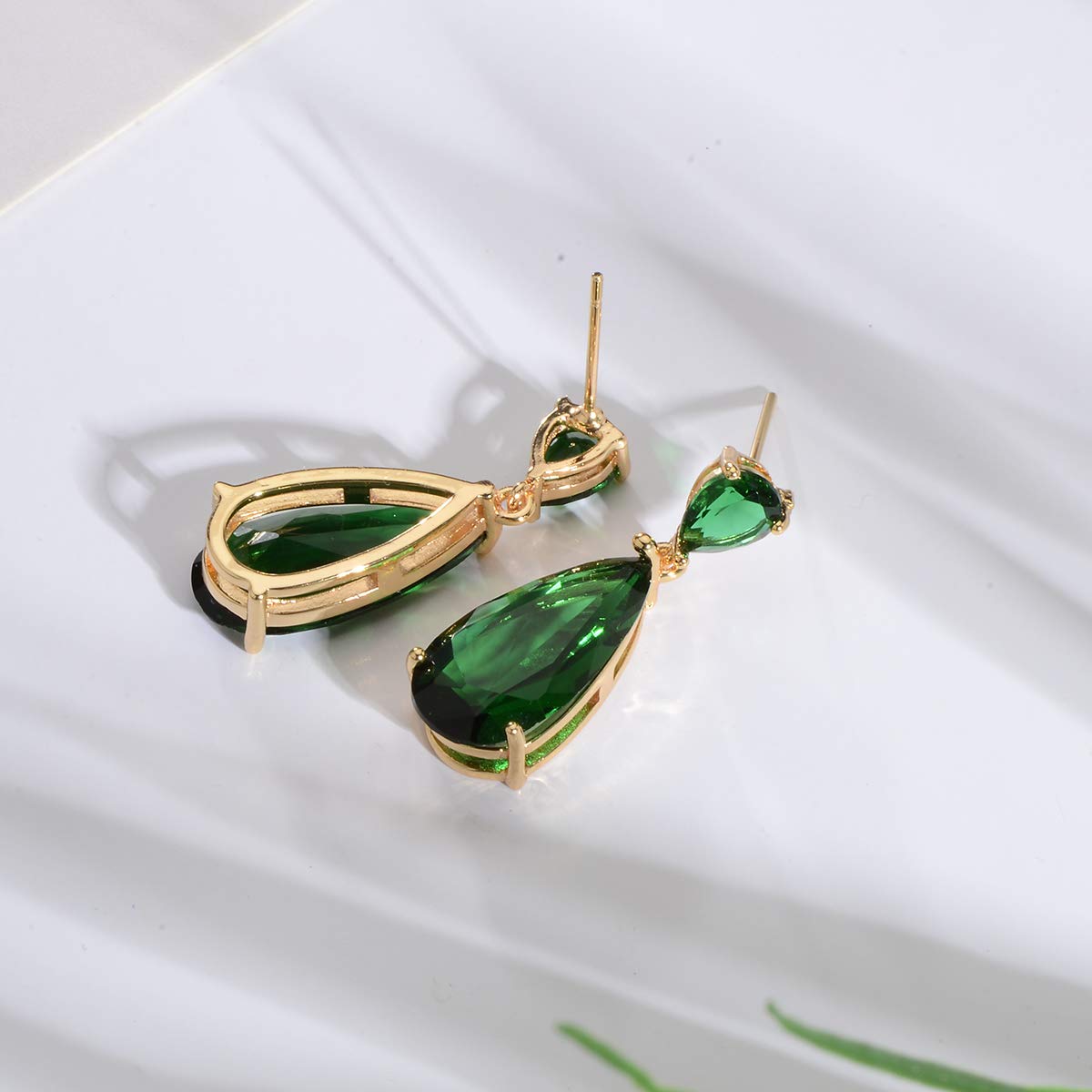 Emerald CZ Jewelry Set for Women - 18k Gold Plated Green Teardrop Cubic Zirconia Crystal Rhinestone Drop Earrings and Pendant Necklace Set for Mother of Bride Prom Party May Birthstone Fashion