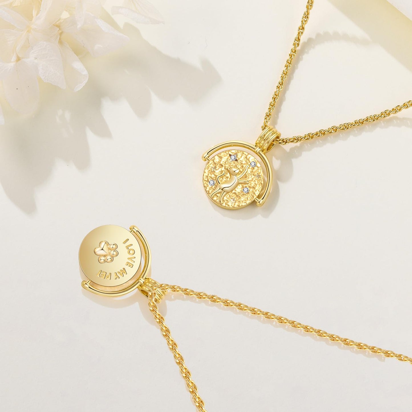 MISEFF 925 Sterling Silver Fashion Pendant Necklace for Women，Fashion Jewelry, 18K Gold Plated， Advanced Retro Series Link Chains ，Basic Multifunctional Accessories Suitable for Multiple Occasions and Daily Wear (Cat Coin)