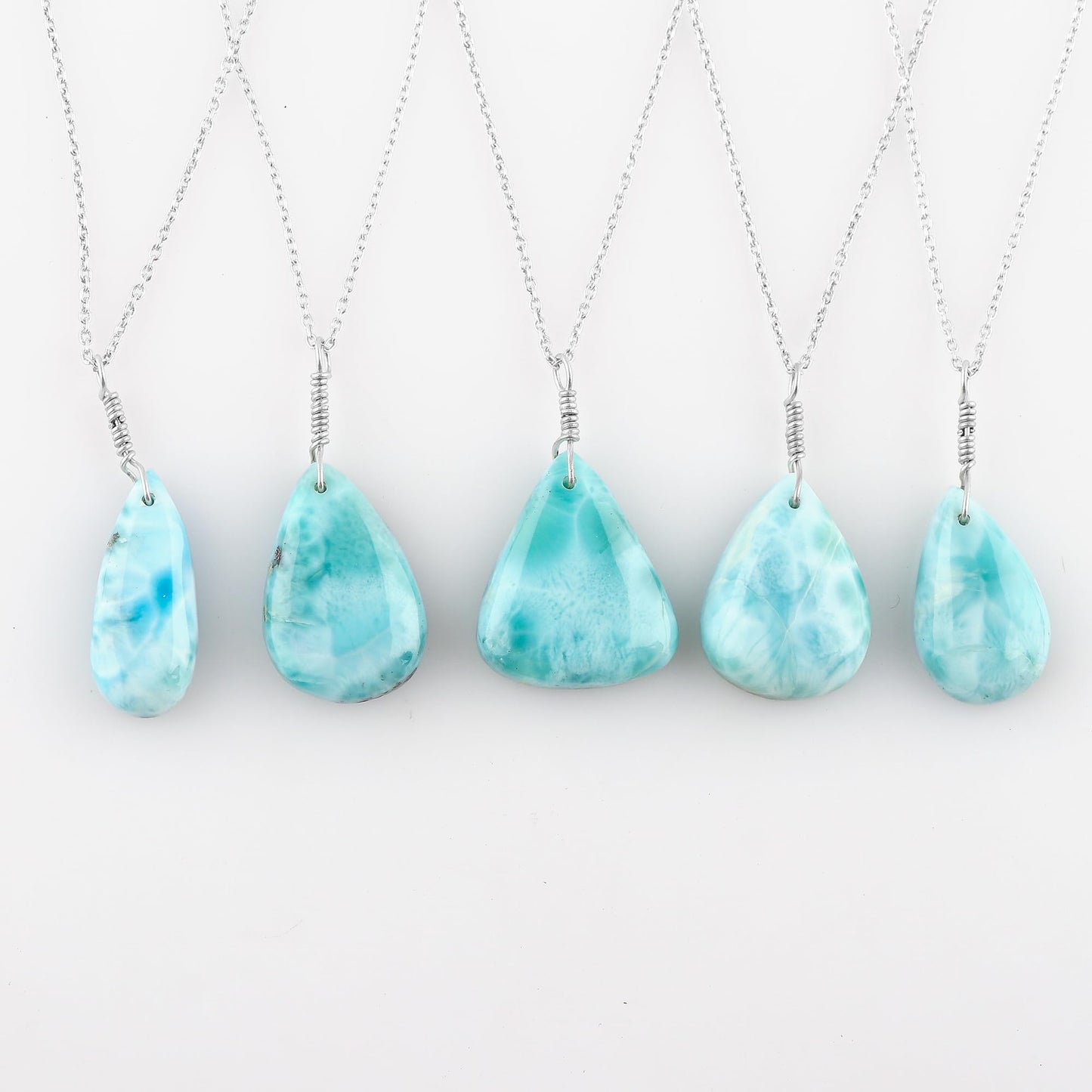 YASHEE Natural Larimar Crystals Pendant Necklace, Chakra Energy Healing Gemstone, Real Crystal, Birthstone, Beautiful Women Simple Jewelry, Silver Plated Jewelry 18 inch