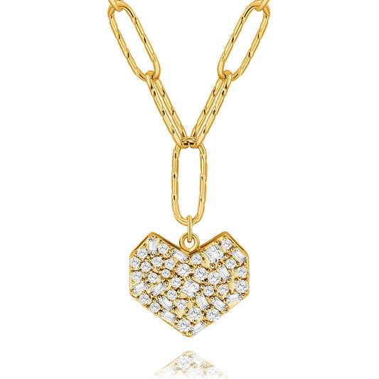 CANEVINKA Dainty Shining Heart Pendant Necklace for Women Forever Love Heart Jewelry Zirconia Heart Necklace Ideal Gift for Wife Mom Girlfriend
