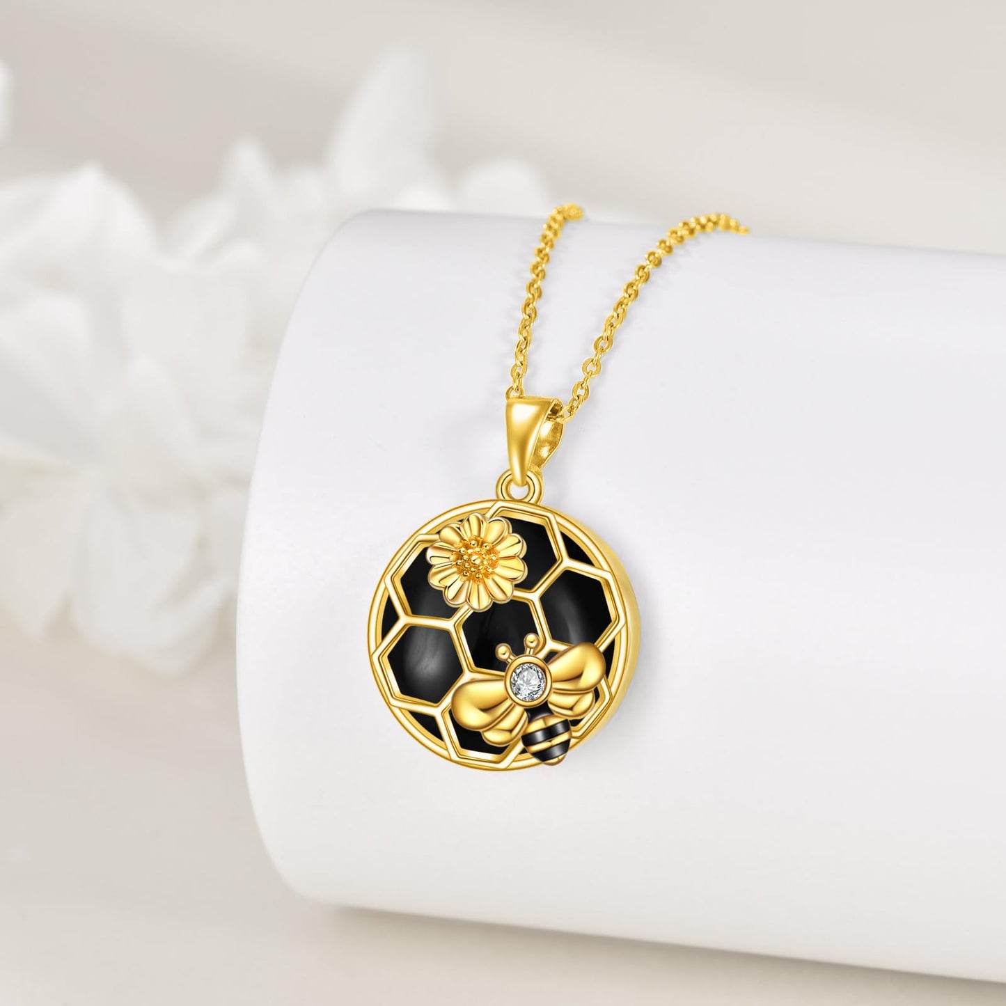 LUHE Bee Necklace 925 Sterling Silver Honeycomb Daisy Flower Pendant Necklaces for Women Christmas Gifts for Women