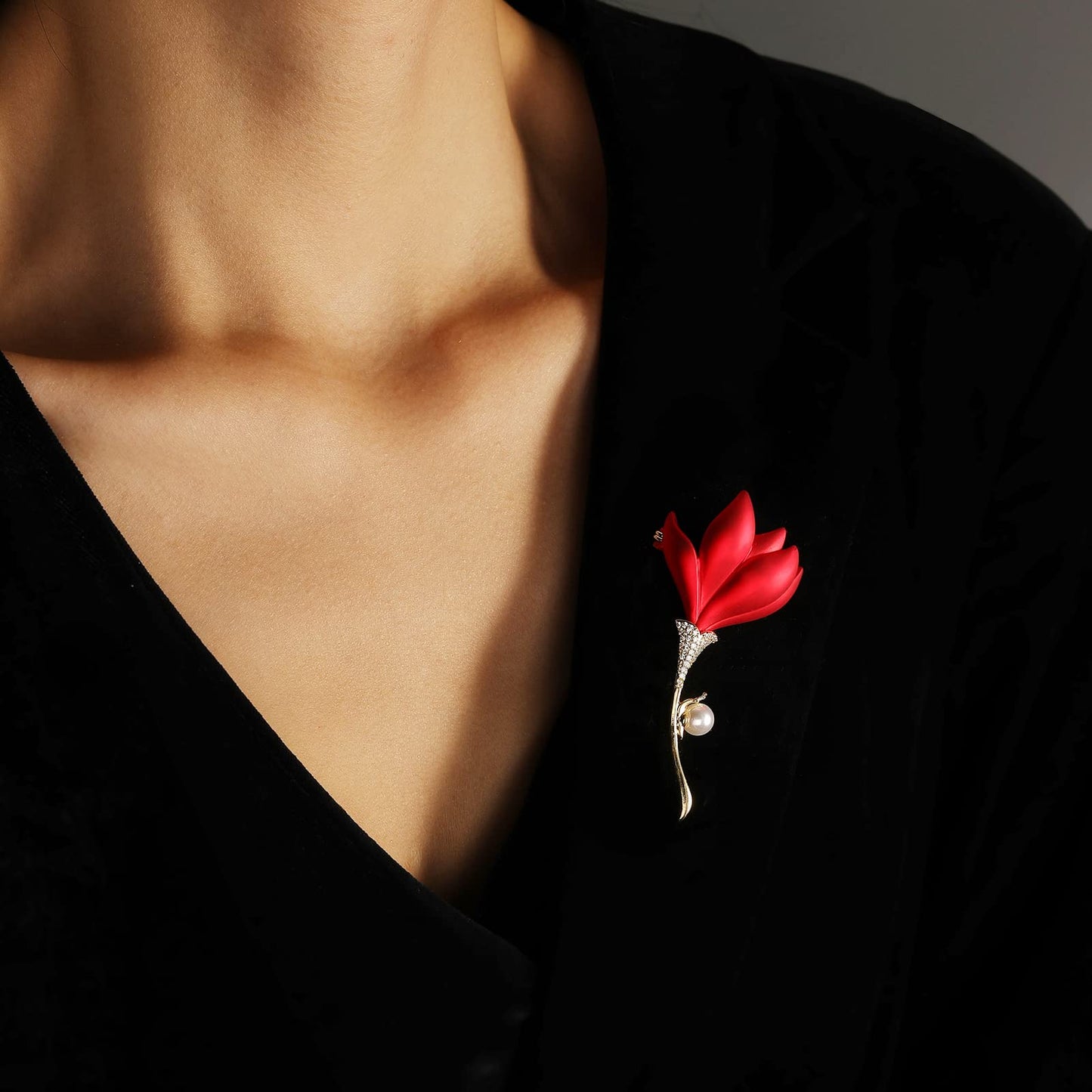 AILONMEI Floral Series Brooch Pins For Women Fashion Costume Pearl Flower Designer Broach & Pins Jewelry Christmas Gift (Poppy)