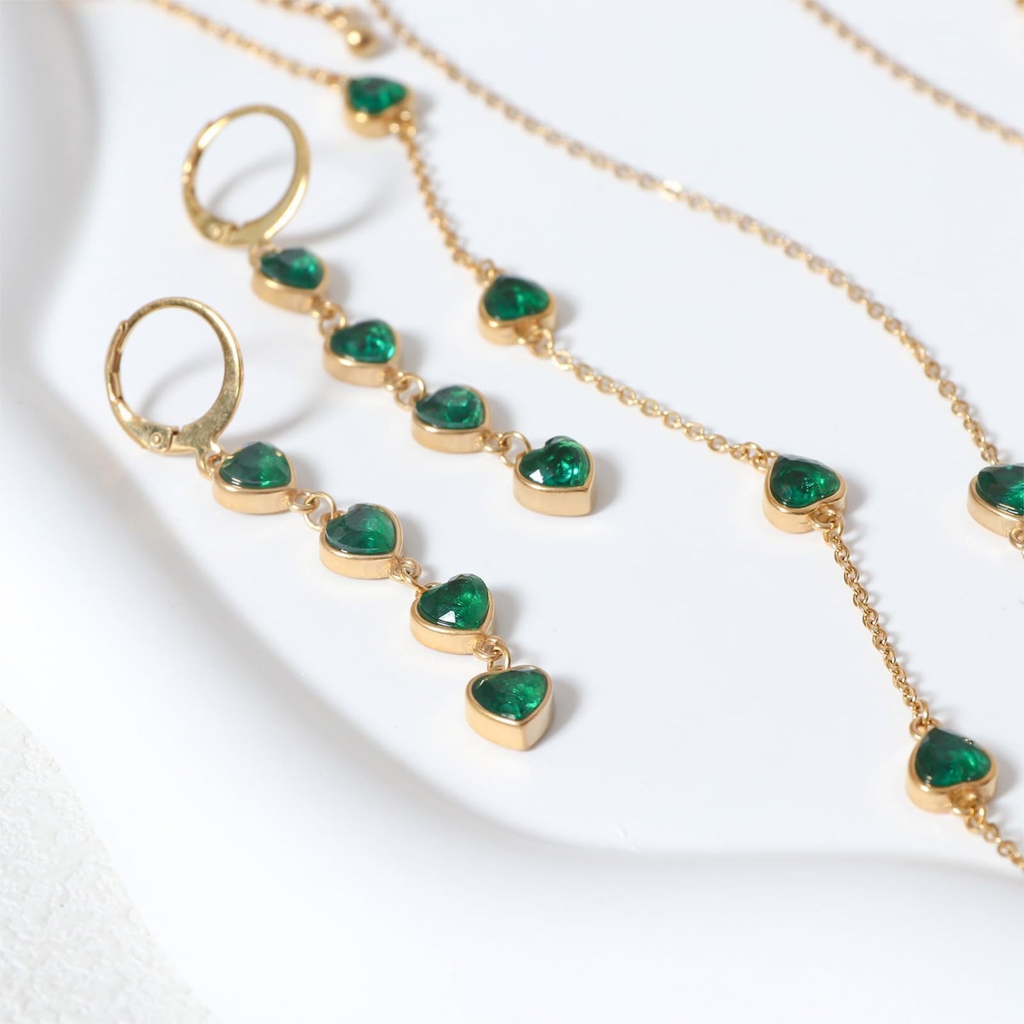 TaYolnFaSo Emerald Heart Jewelry Sets for Women 18k Gold Plated Green Heart Necklace and Earring Set May Birthstone Emerald Jewelry Wedding Prom Birthday Gift for Wife Mother Girlfriend