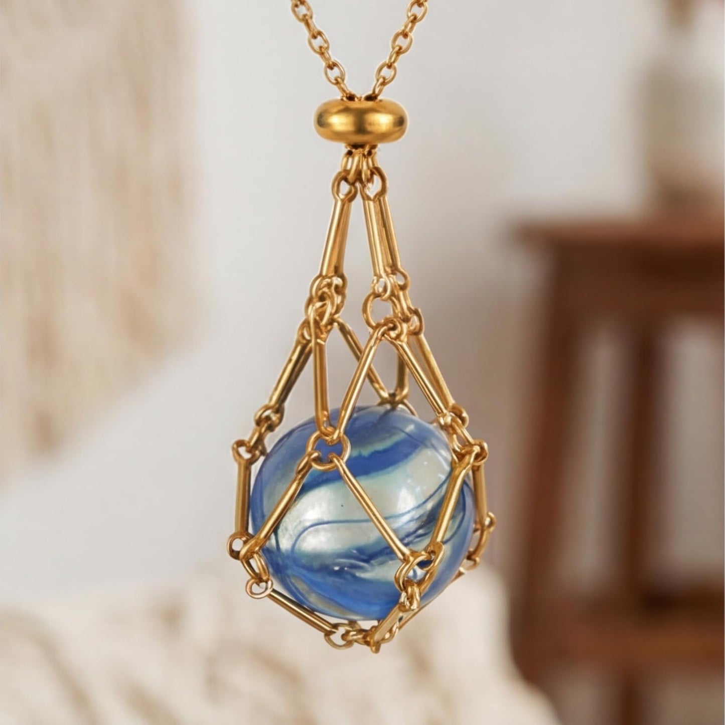 VLIEGEN Crystal Holder Necklace, Stainless Steel Cage for Stone Adjustable Natural Crystal Cage Holder Necklaces Quartz Natural Gemstone Jewelry for Women Men GD L