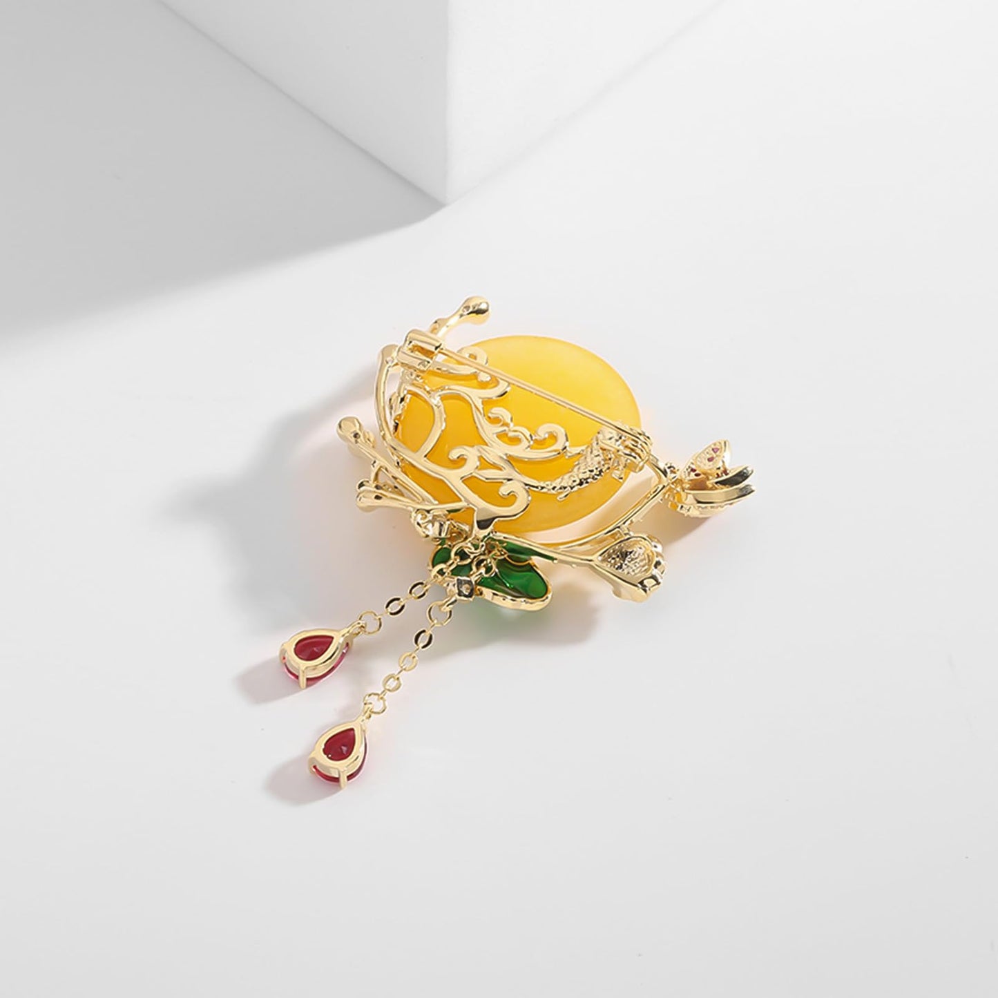 HETICA Women Animal Floral Brooch Pin Accessory Perfect as a Gift for Anniversary Celebrations, Parties, Or Everyday Wear (Moonlit Lotus Pond)
