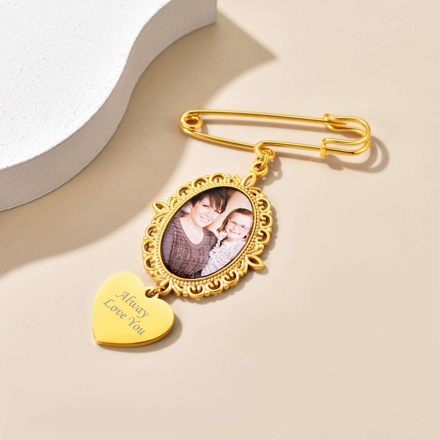 Custom4U Wedding Boutonniere Oval Bouquet Charm Pin Photo for Mother of The Bride Groom