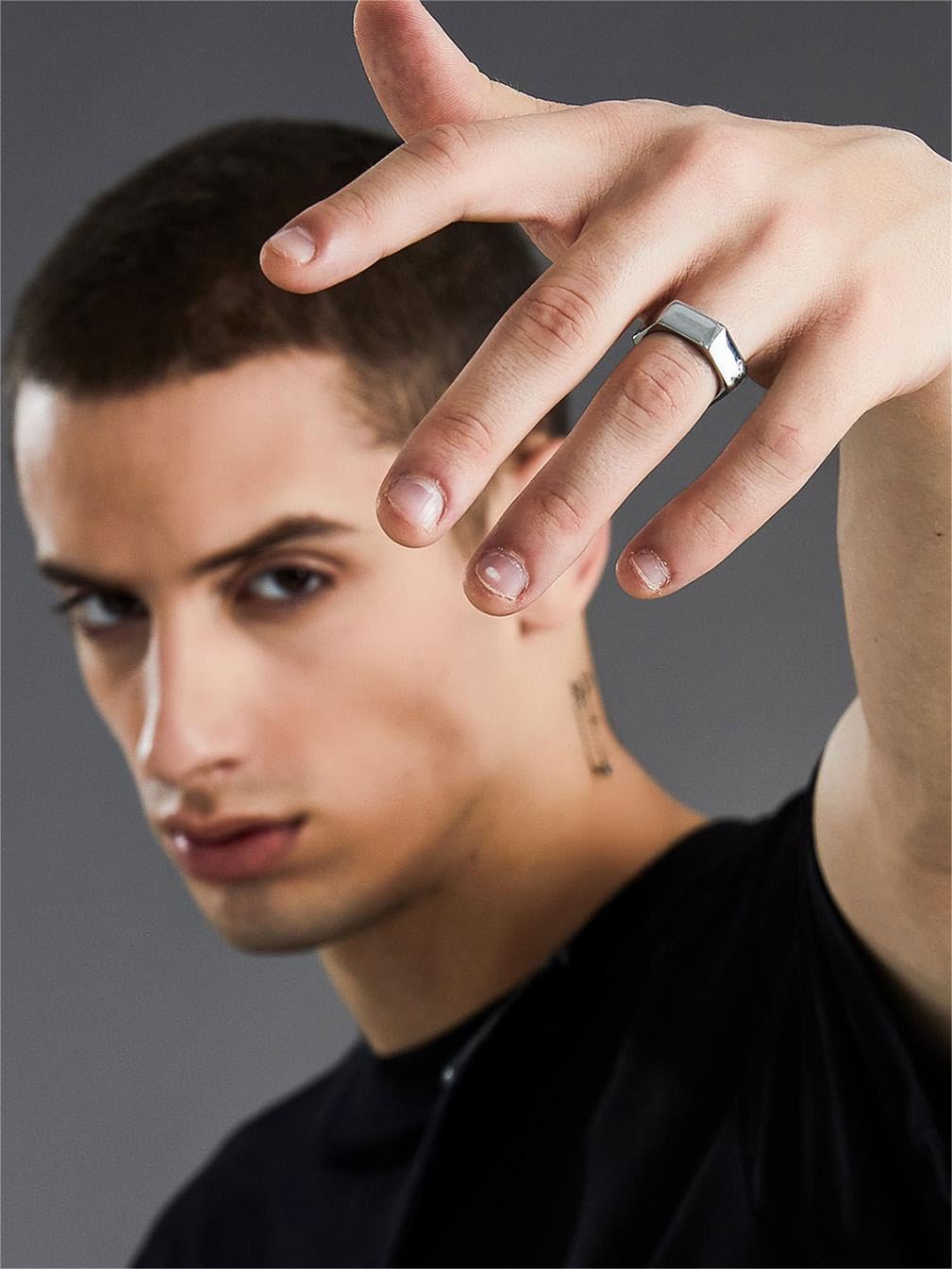 ChainsHouse Men's Punk Stainless Steel Gothic Screw Edge Hexagon Geometric Biker Ring Bands, Size 14