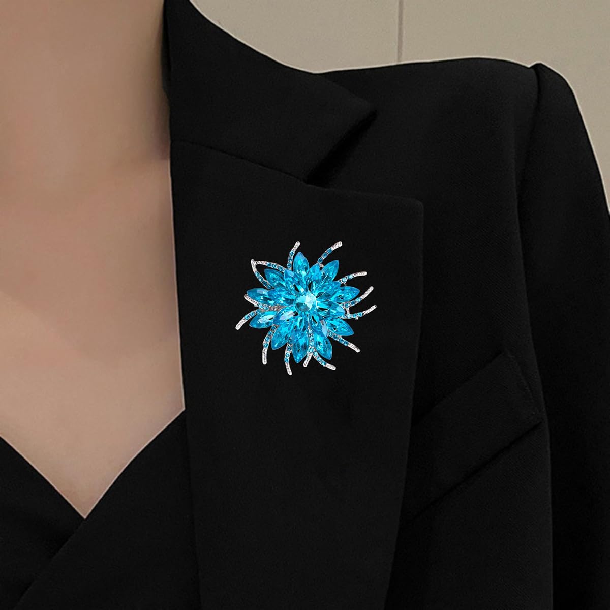 Rhinestone Sunflower Brooch Pin for Women Red Black Purple Large Flower Brooch Snowflake Hat Marquise Wreath Christmas Jewelry (Blue brooch A)