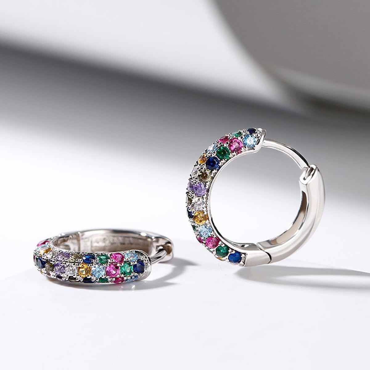 Lymphatic Drainage Earrings For Women, Colorful Crystal Round Hoop Earring Fashion Titanium Ion Lymphvity Germanium Magnetotherapy Loss Slimming Jewelry Gifts (2P-Colorful)