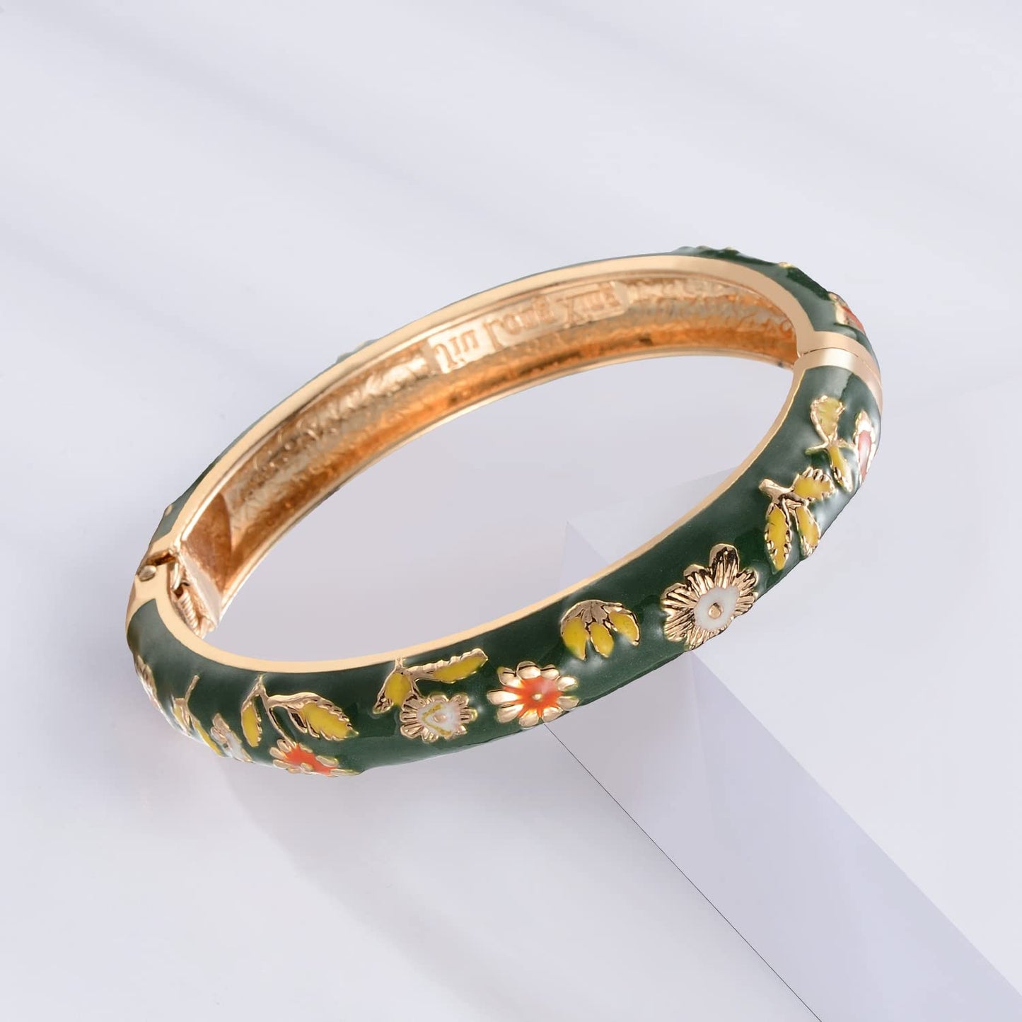 UJOY Vintage Cloisonne Bangles Bracelet Enamel Floral Spring Cuff Clasp Indian Jewelry for Women 55A18-55A120 Green