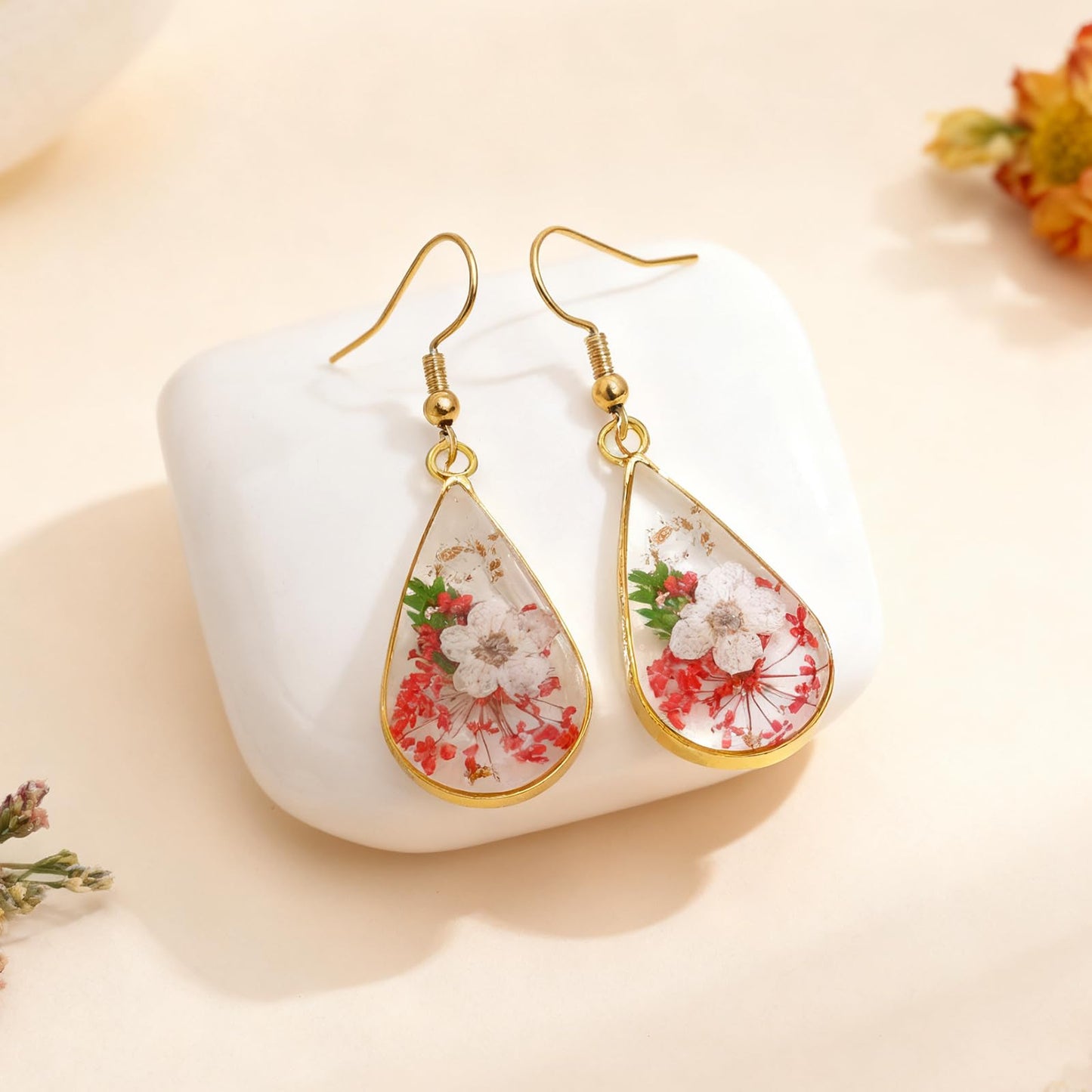 Jean Beau Handmade Pressed Flower Earrings for Women, Unique Resin Red White Dried Flowers Gold Plated Teardrop Dangle Drop Nature Floral Earings Fashion Summer Jewelry Gift