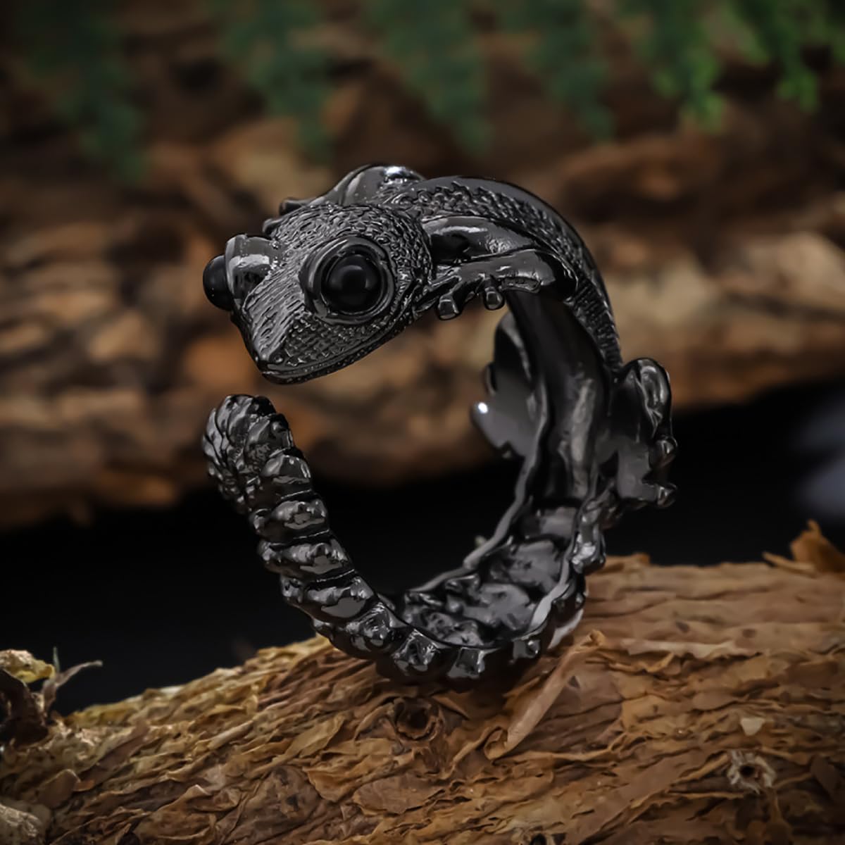 Gothic Lizard Rings for Women Men Chameleon Animal Finger Rings Vintage Boho Goth Adjustable Open Ring Hypoallergenic Drip oil Ring Halloween Birthday Party Birthday Holiday Jewelry (Black)