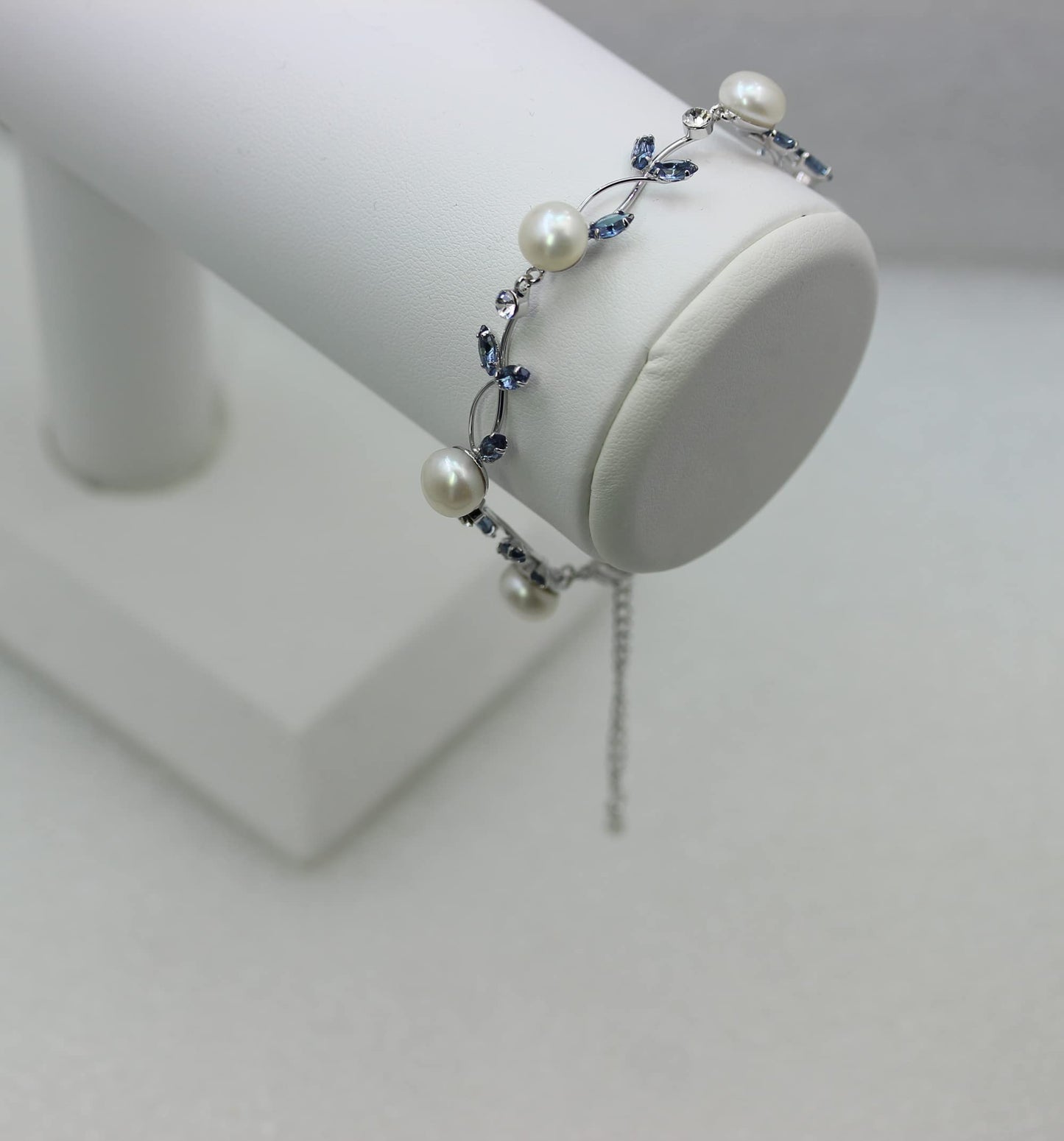 Faship Navy Blue CZ Crystal Genuine Freshwater Pearls Floral Bracelet 7.5" - 9.5" - Navy Blue/Matching Bracelet