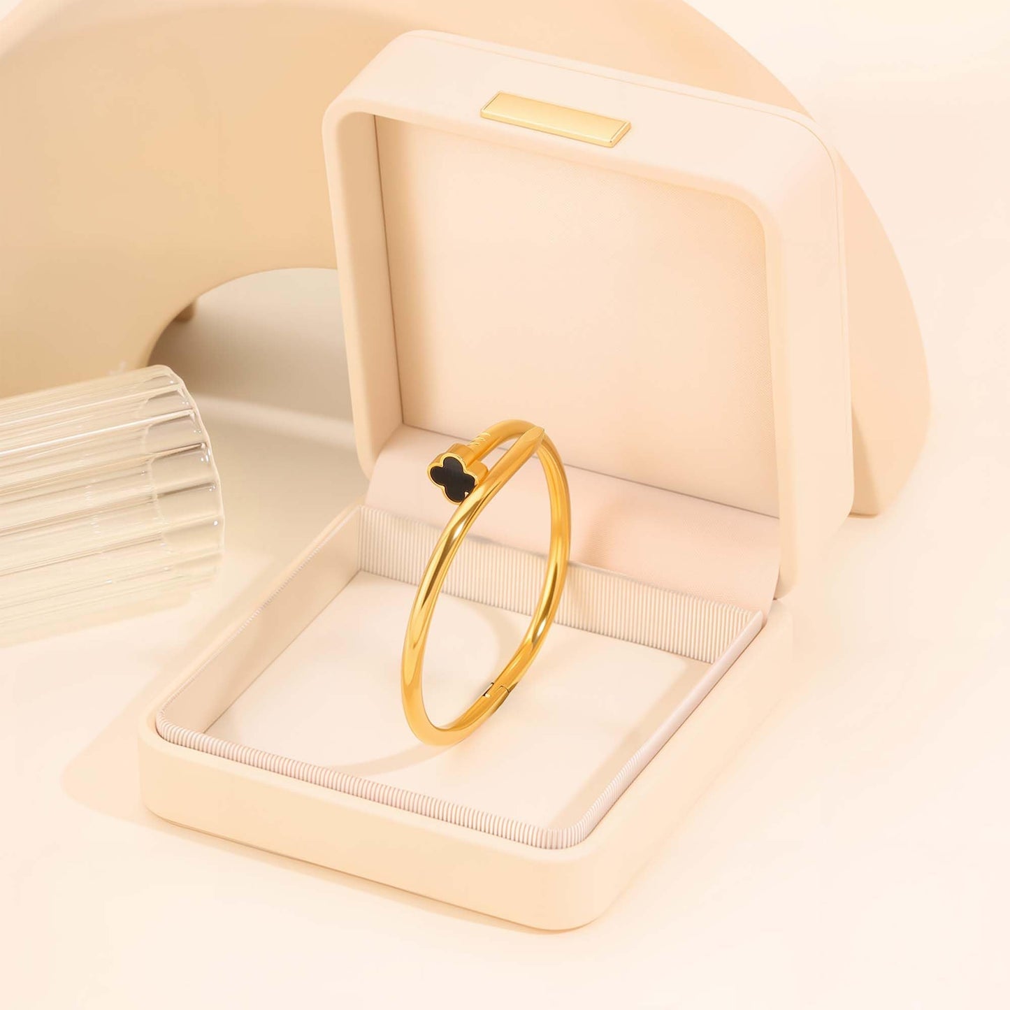 18K Gold Plated Love Nail Bangle Bracelet for Women,Stainless Steel Non-Tarnish Stackable Nail Bangle Couple Bracelet Love Trendy Jewelry Dainty Gold Bracelet Gift for Women
