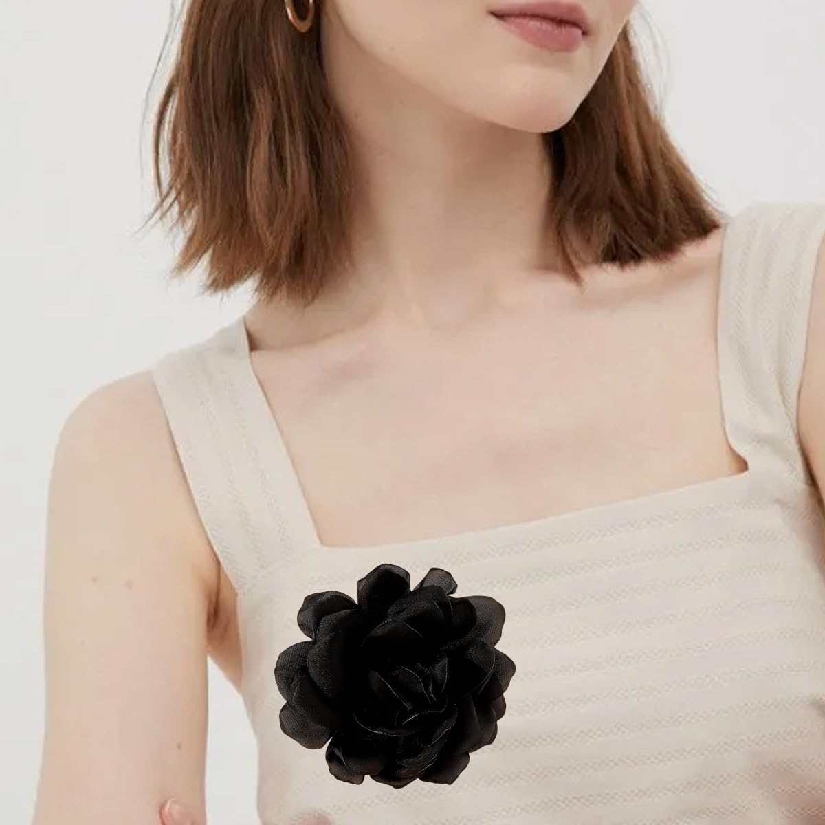 Elegant Large Cloth Flower Brooches Big Camellia Flower Pin for Women Dainty Cloth Fabric Rose Brooches Dress Skirt Scarf Hat Pins Clothing Decoration Accessories (Black)