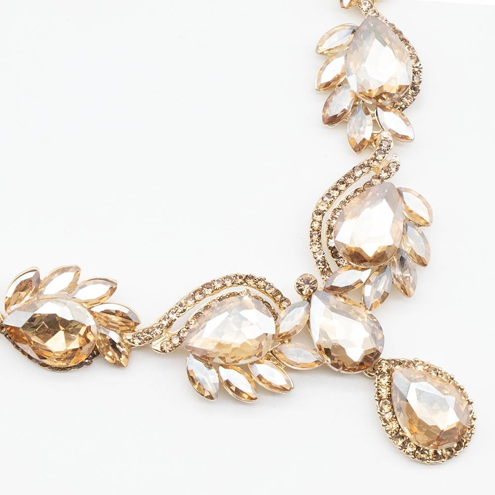 Qlavoca Elegant Crystal Jewelry Set for Women Teardrop Pandent Neccklace Rhinestone Satement Necklace and Dangle Earrings for Bridal Evening (Champagne)