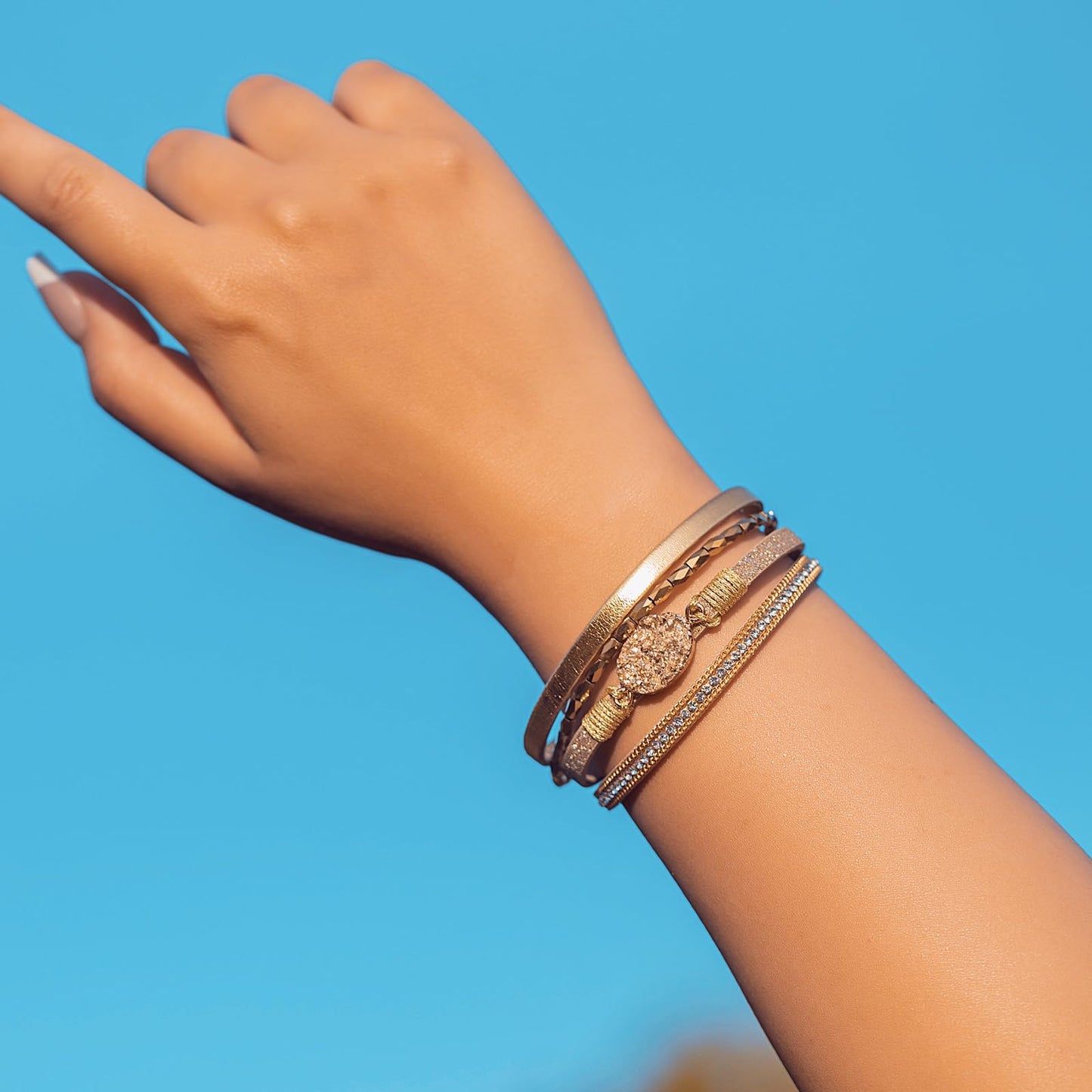 FANCY SHINY Boho Leather Wrap Bracelet Stackable Chunky Crystal Cuff Bracelets with Magnetic Clasp Cowboy Cowgirl Western Summer Beach Outfits Jewelry Gifts for Women (7.7", Metal)
