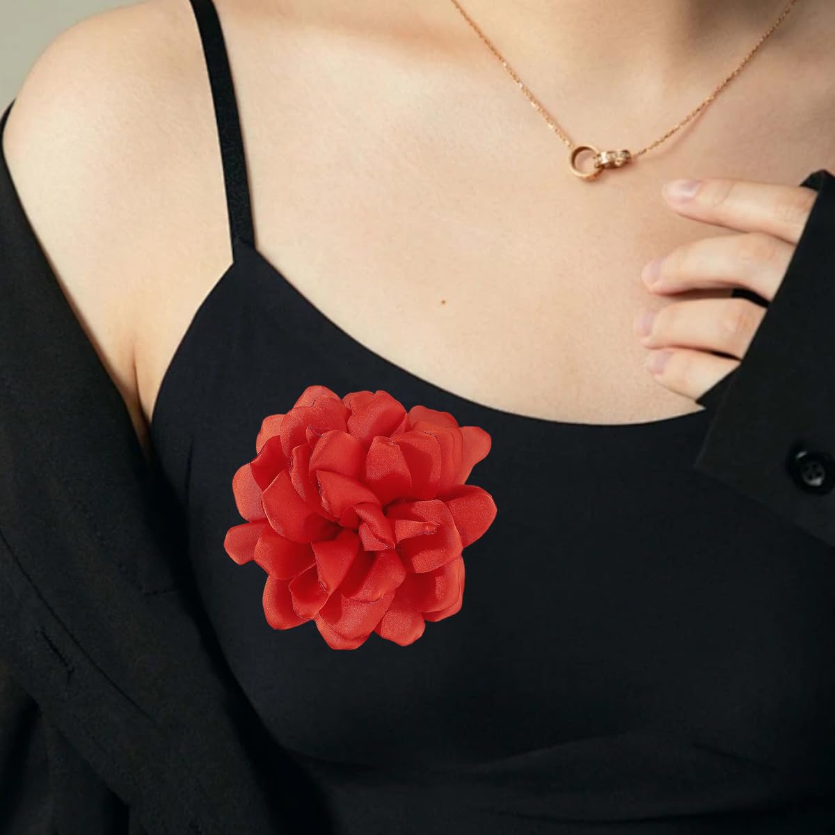 Elegant Large Cloth Flower Brooches Big Camellia Flower Pin for Women Dainty Cloth Fabric Rose Brooches Dress Skirt Scarf Hat Pins Clothing Decoration Accessories (Red)