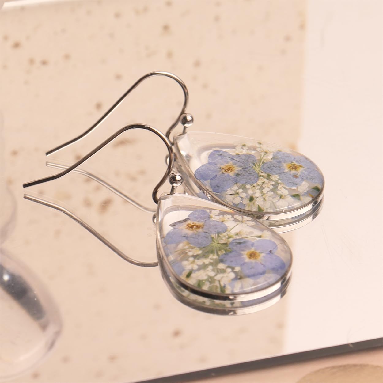 JeanBeau Handmade Pressed Flower Earrings for Women, Forget-Me-Not Queen Anne's Lace Wildflower Blue Nature Dried Flowers Silver Teardrop Dangle Drop Statement Floral Earings Jewelry Gift