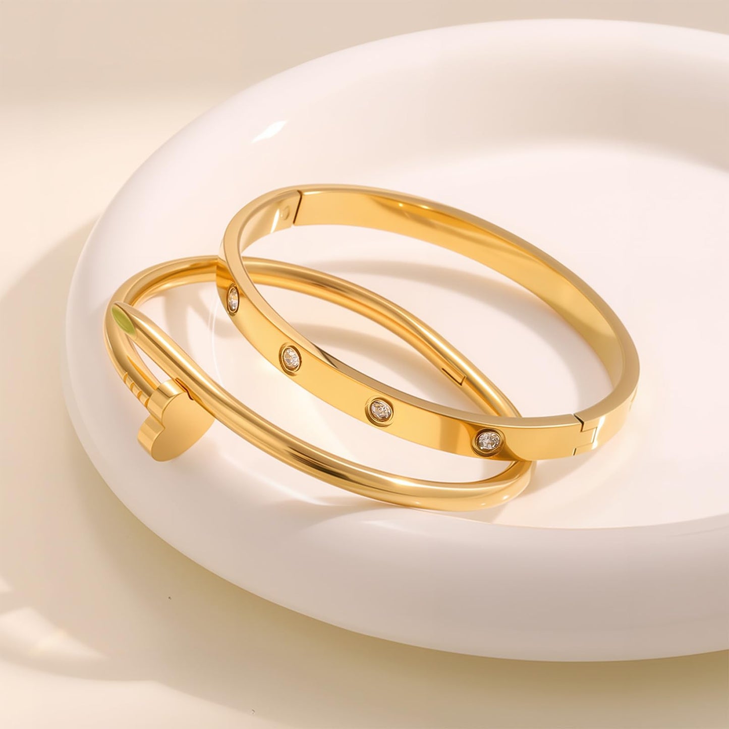 Acnode Gold Bangle Bracelets for Women -2PCS Friendship & Love Bangle Bracelet Clover Nail Bracelet Stack Set Trendy Non-Tarnish Stainless Steel Jewelry Gifts for Mom Wife Her