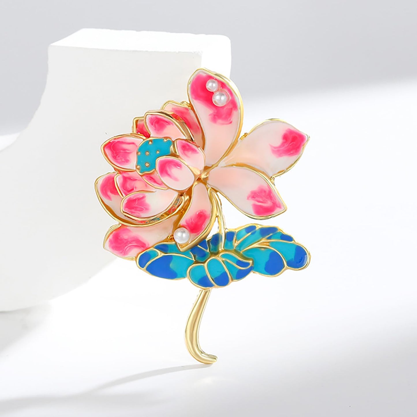 Enamel Lotus Flower Brooch Pin Vintage Pearl Flower Brooch Lapel Pin Jewelry Thanksgiving Day Mother's Day Wedding Gifts for Mom Wife