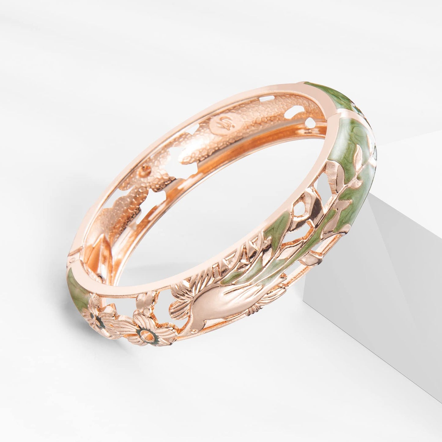 UJOY Colors Handcraft Jewelry Cloisonne Bracelet Enamel Hollowed Filigree Bird Rose Womens Bangles Gifts Box 88A31 Green