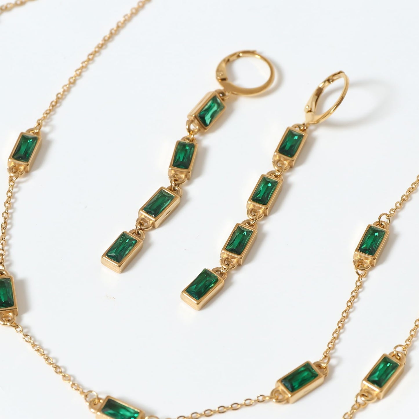 TaYolnFaSo Simulated Emerald Cut Necklace Earring for Women Green Cubic Zirconia Jewelry Set May Birthstone Gift Rectangle Emerald Green Jewelry Gift for Wife Girlfriend Mother