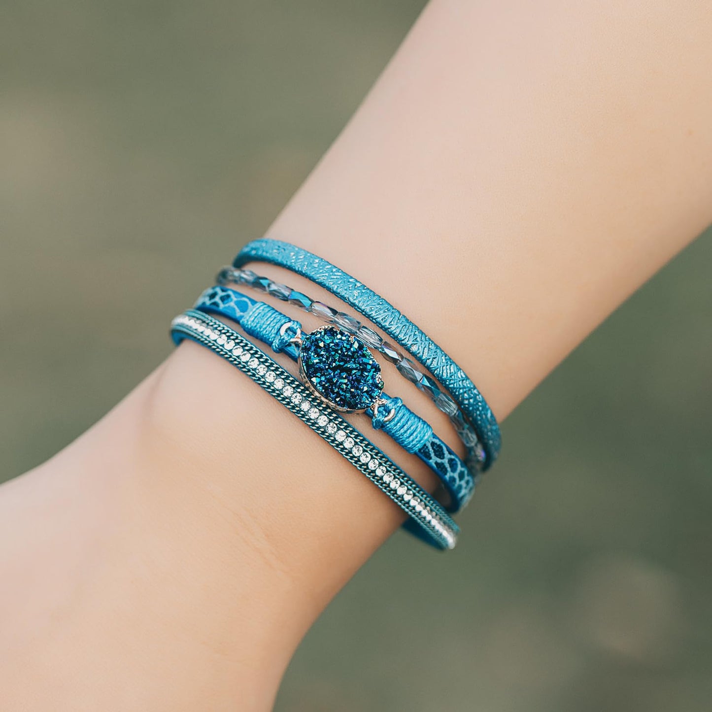 FANCY SHINY Boho Leather Wrap Bracelet Stackable Chunky Crystal Cuff Bracelets with Magnetic Clasp Cowboy Cowgirl Western Summer Beach Outfits Jewelry Gifts for Women (7.7", Royal Blue)