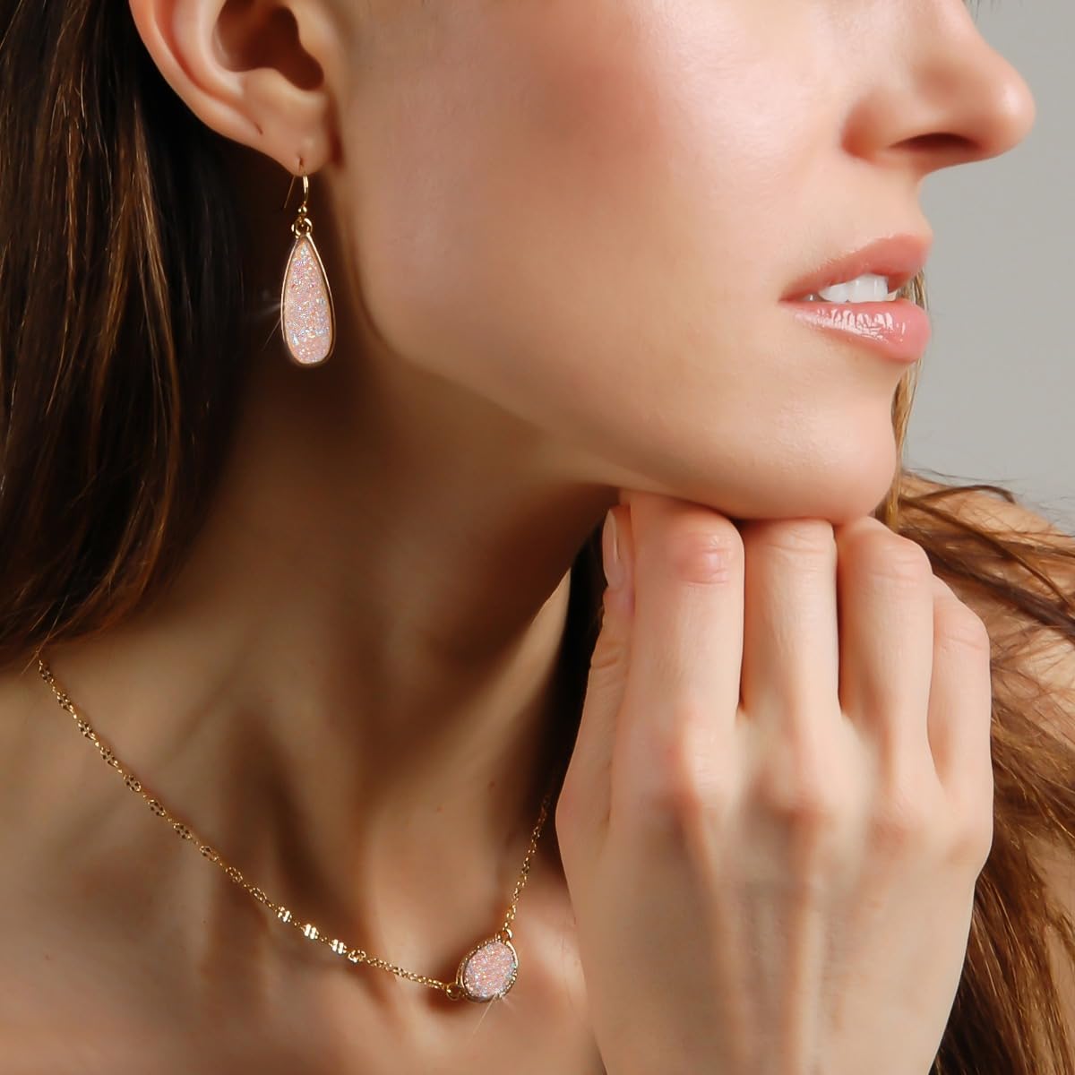 Light Pink Earrings for Women Dangling - Blush Pink Tear Drop Earrings Jewelry, Sparkly Simulated Rose Quartz Faux Druzy Bridal Dangle, Trendy Teardrop Long Dangly Boho Drops, Elegant Wedding Dangles