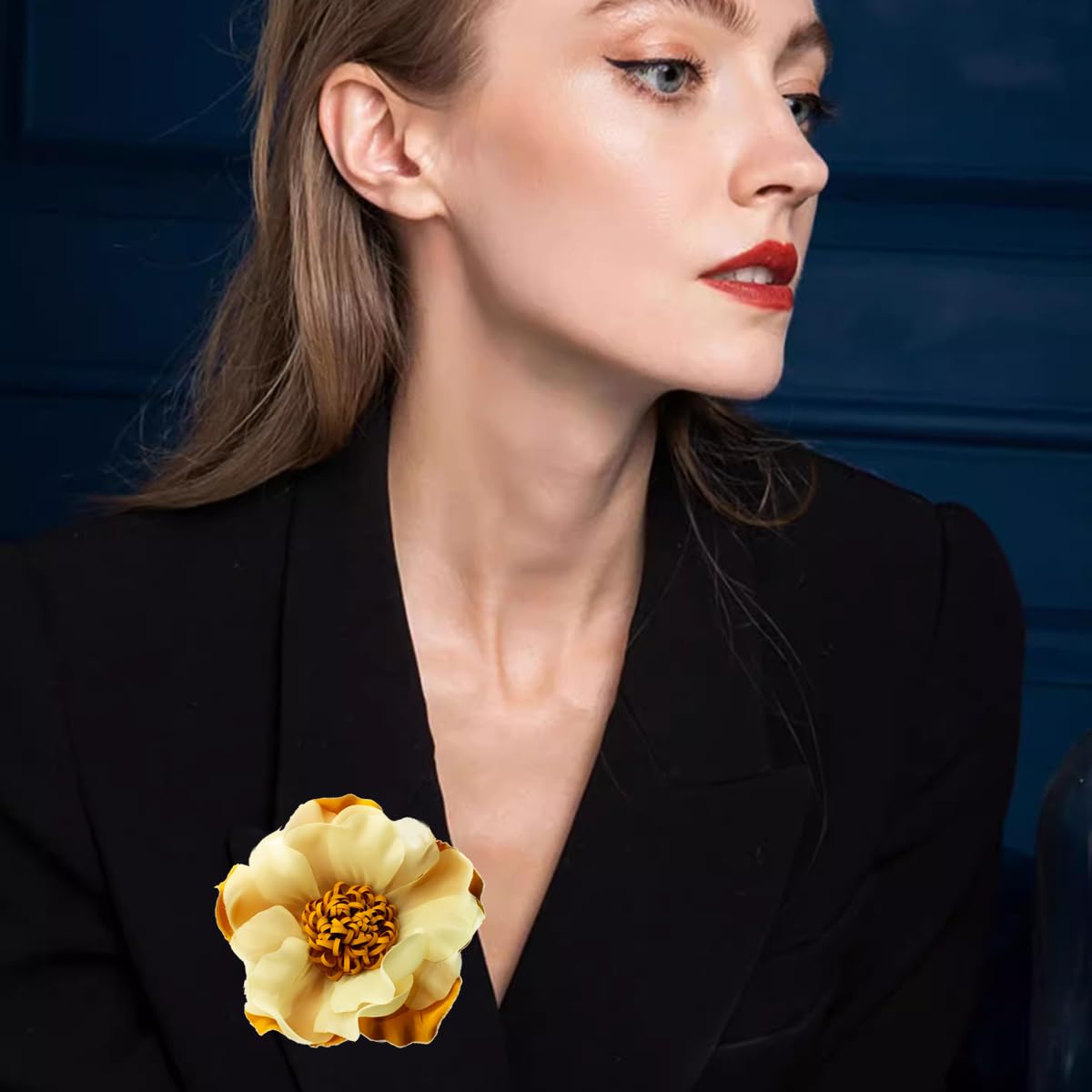Elegant Large Cloth Flower Brooches Big Camellia Flower Pin for Women Dainty Cloth Fabric Rose Brooches Dress Skirt Scarf Hat Pins Clothing Decoration Accessories (Yellow brooch)