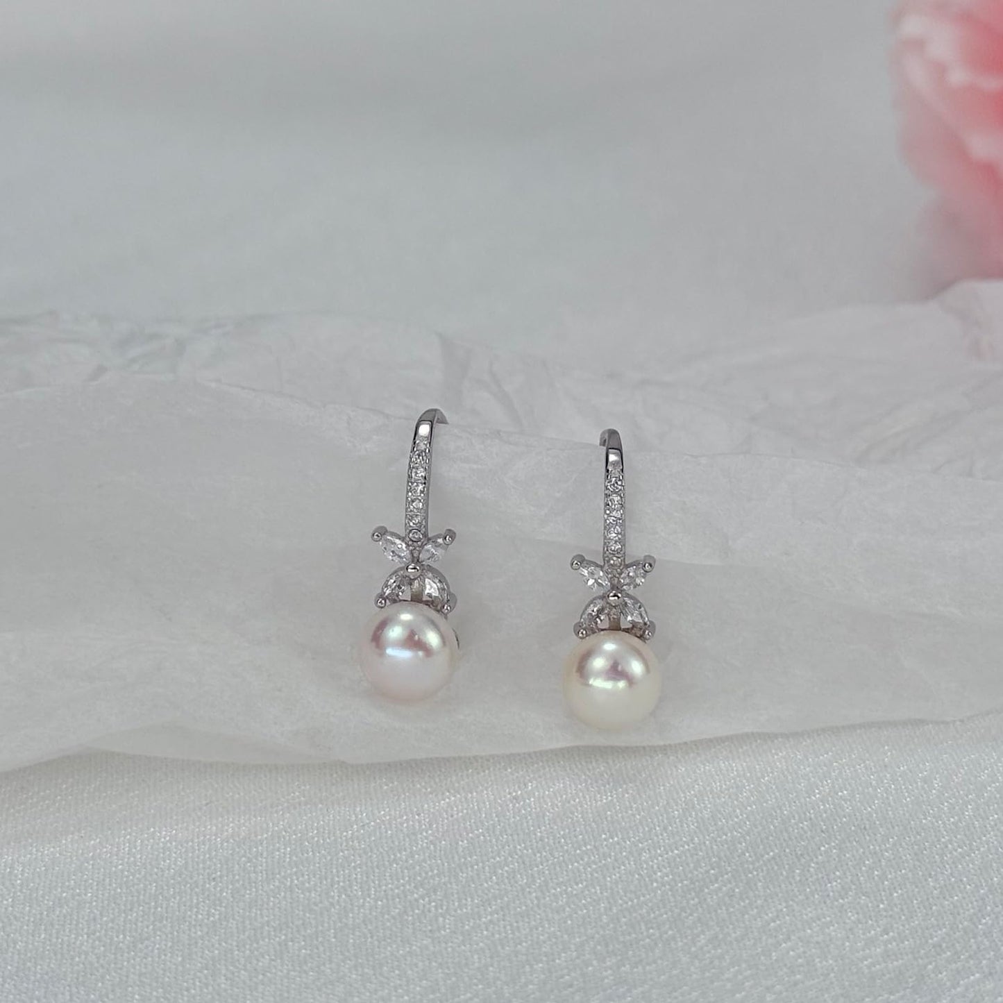 BAMIKI Pearl Drop Earrings for Women - 925 Sterling Silver 18k Gold Plated Hypoallergenic White Freshwater Cultured Pearls Ear Hook Earrings with Cubic Zirconia Jewelry Gifts for Mother Wife