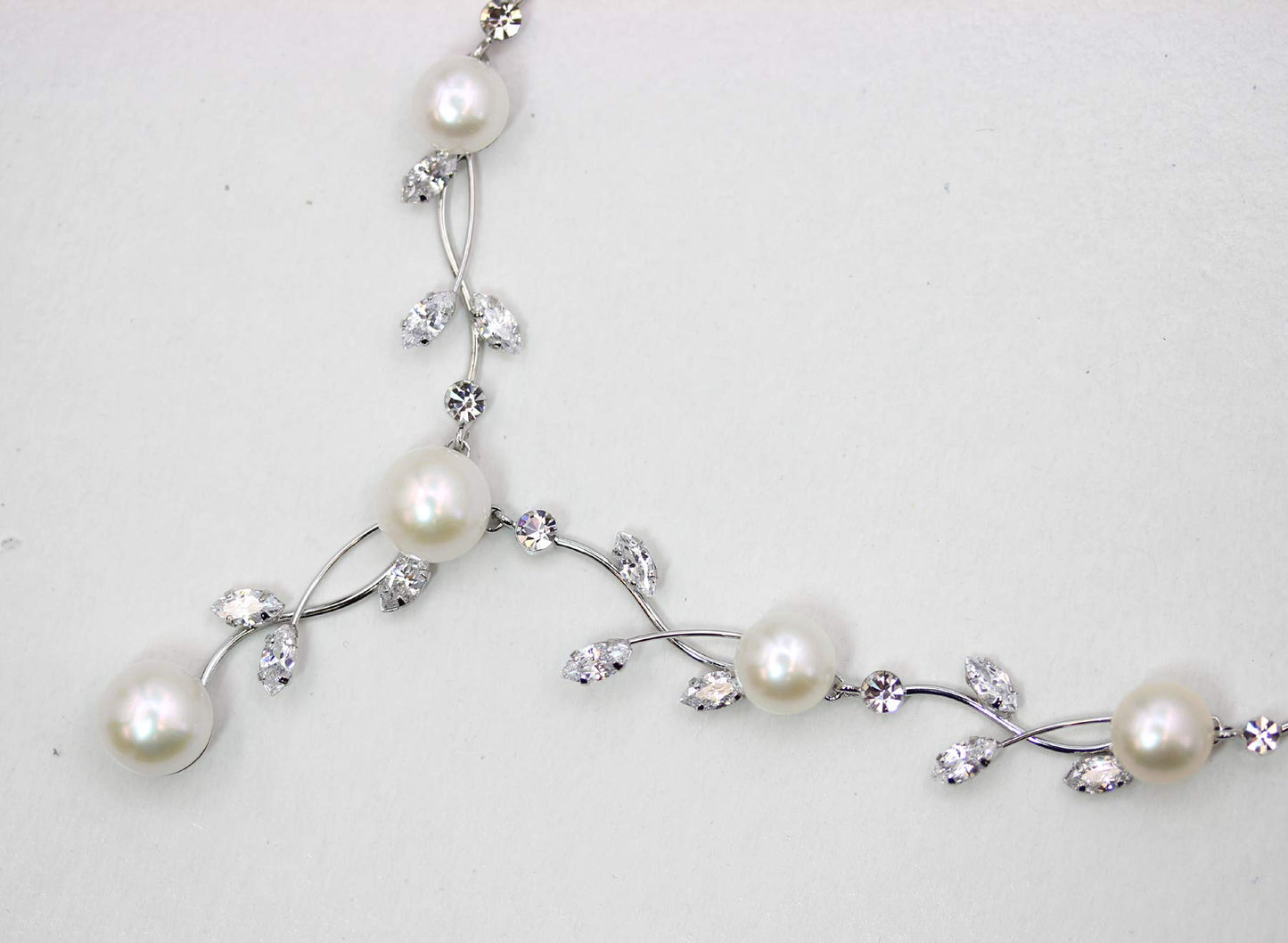 Faship Clear CZ Crystal Genuine Freshwater Pearls Floral Necklace Earrings Set - Clear